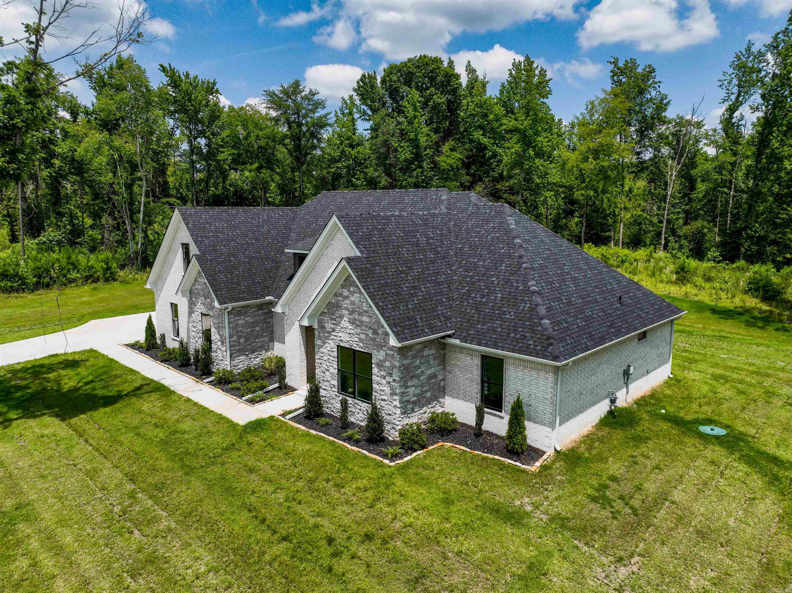 Northridge Estate - Residential