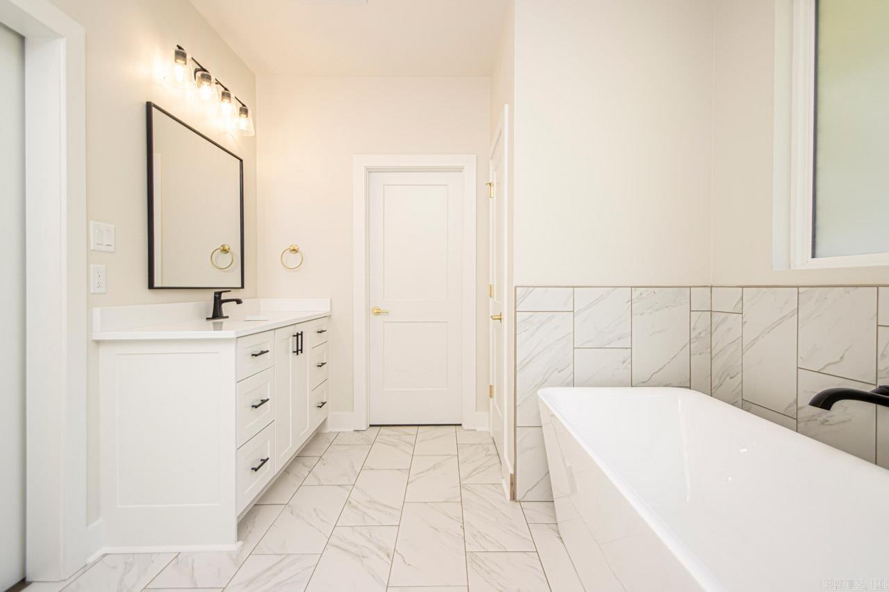 Northridge Estate - Residential