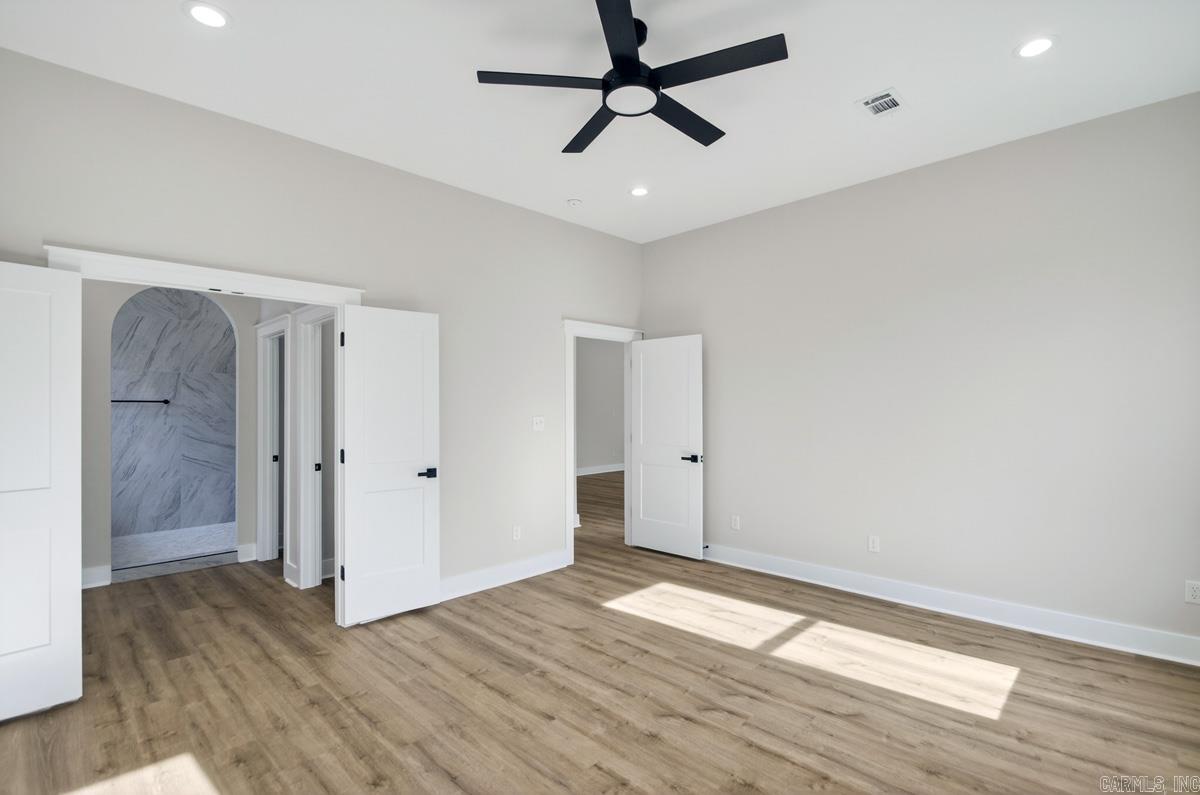 MILLERS GLENN - Residential