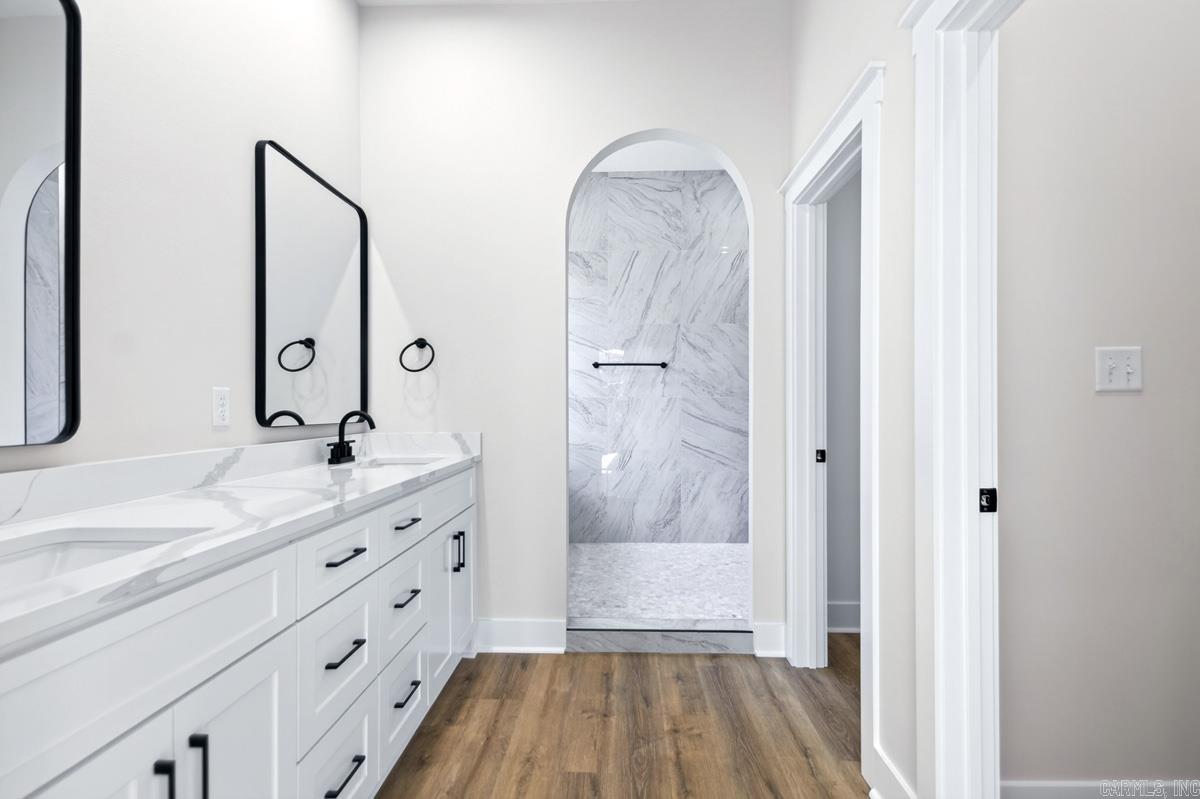 MILLERS GLENN - Residential