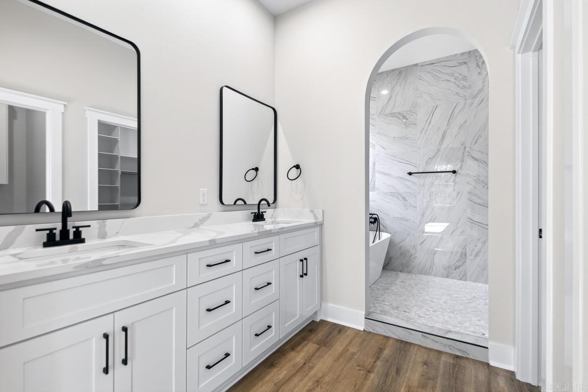 MILLERS GLENN - Residential