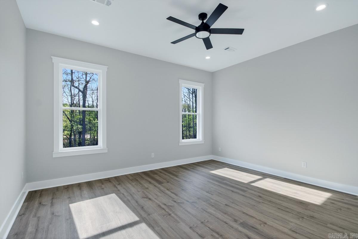 MILLERS GLENN - Residential