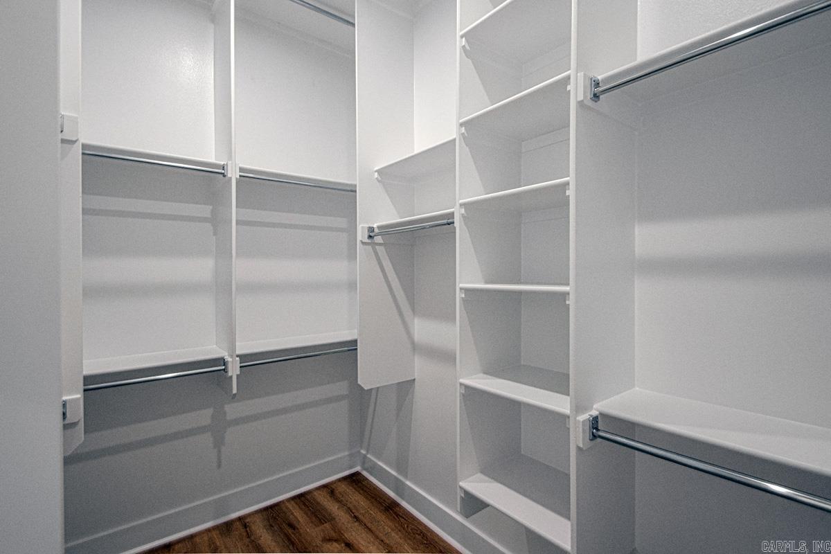 MILLERS GLENN - Residential