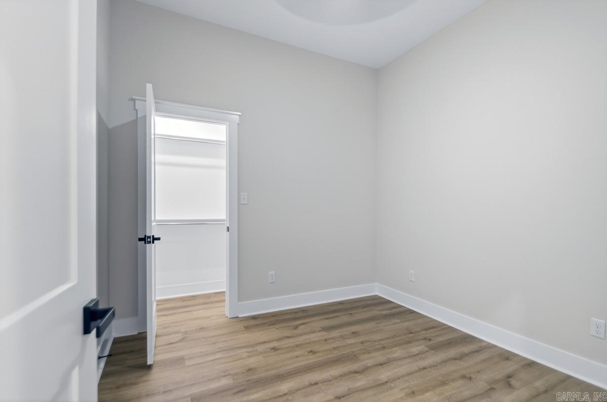 MILLERS GLENN - Residential