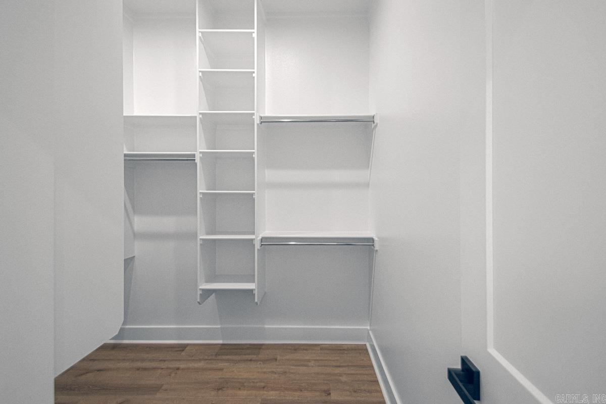 MILLERS GLENN - Residential