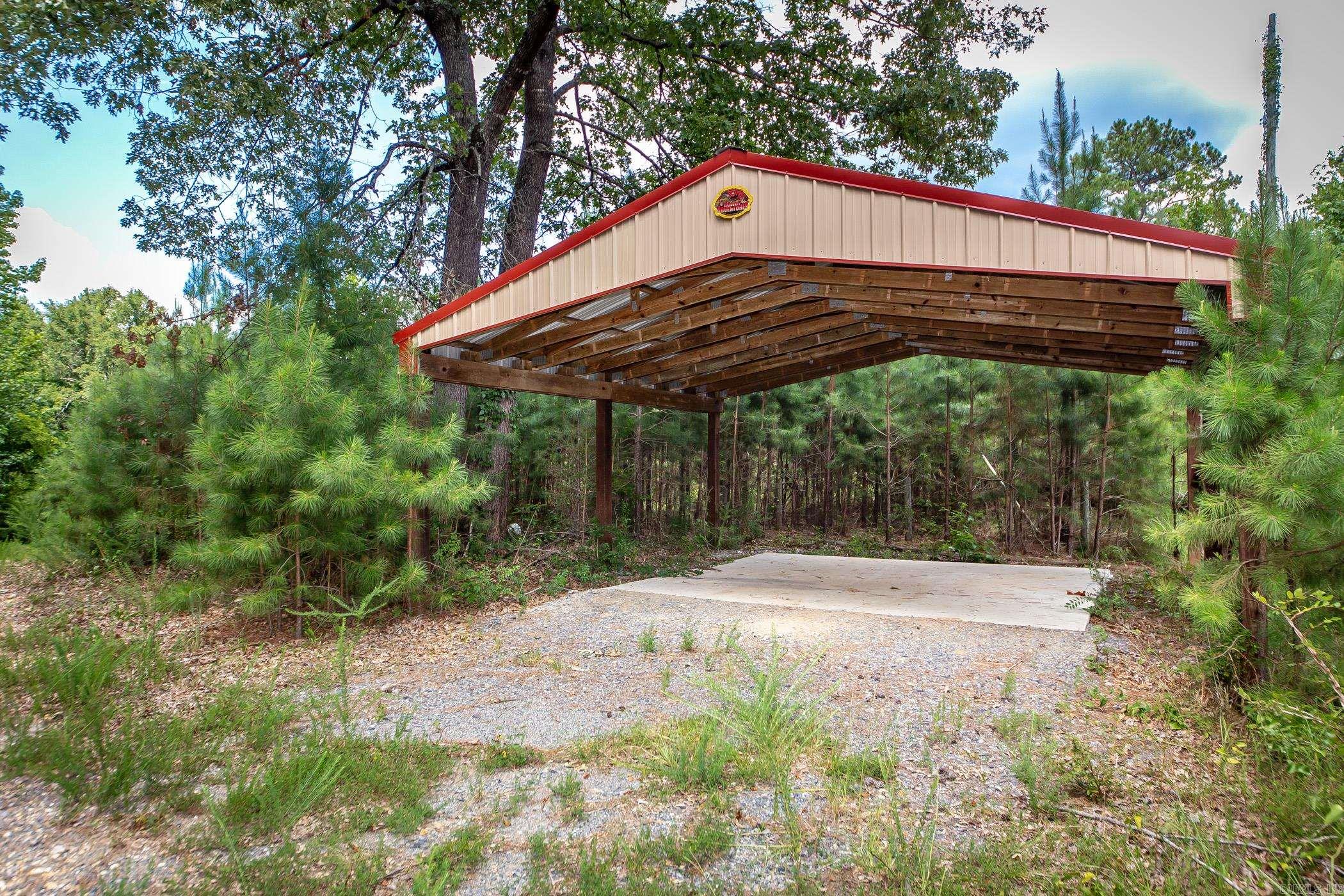 Metes & Bounds - Land