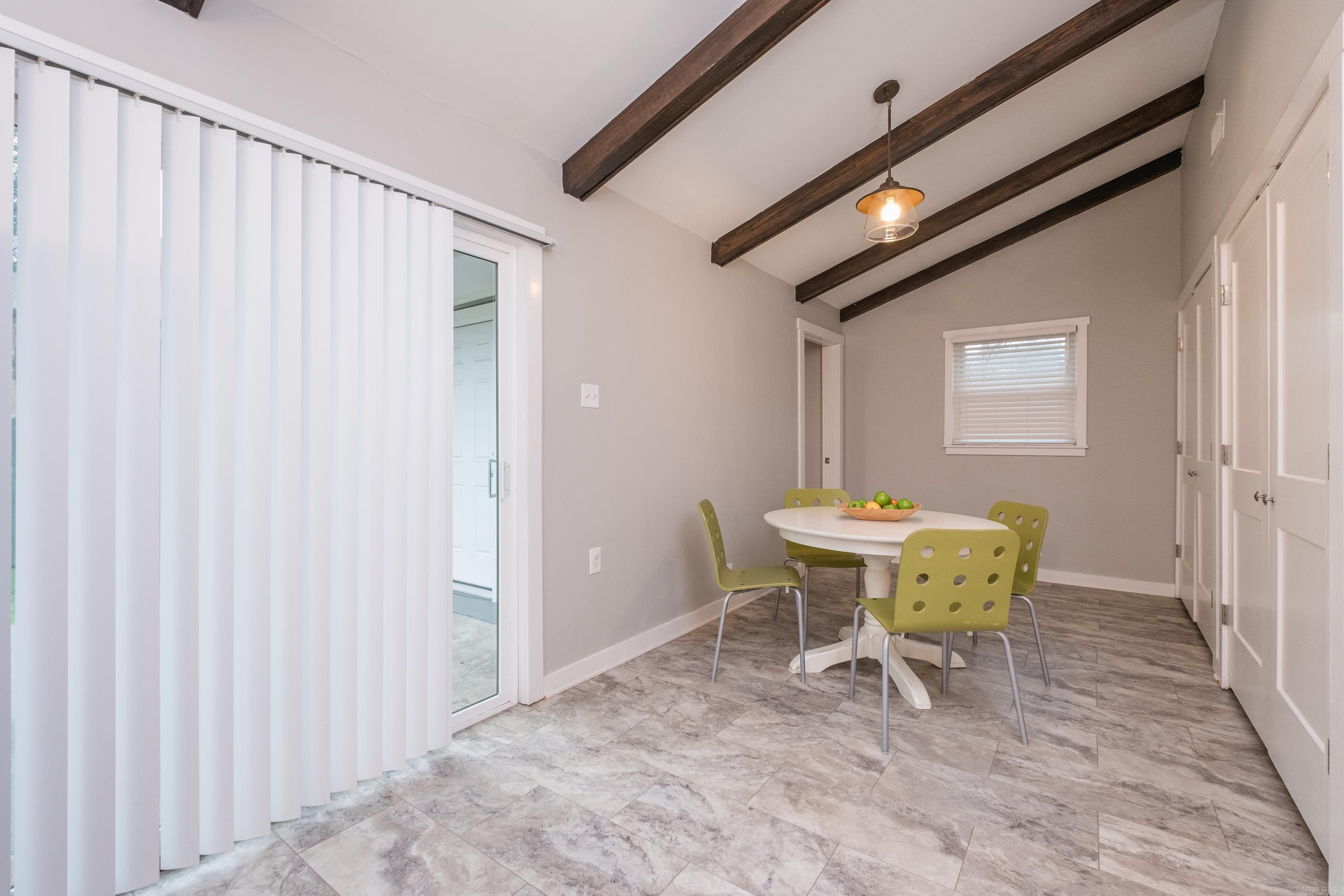 KINGWOOD PLACE - Residential