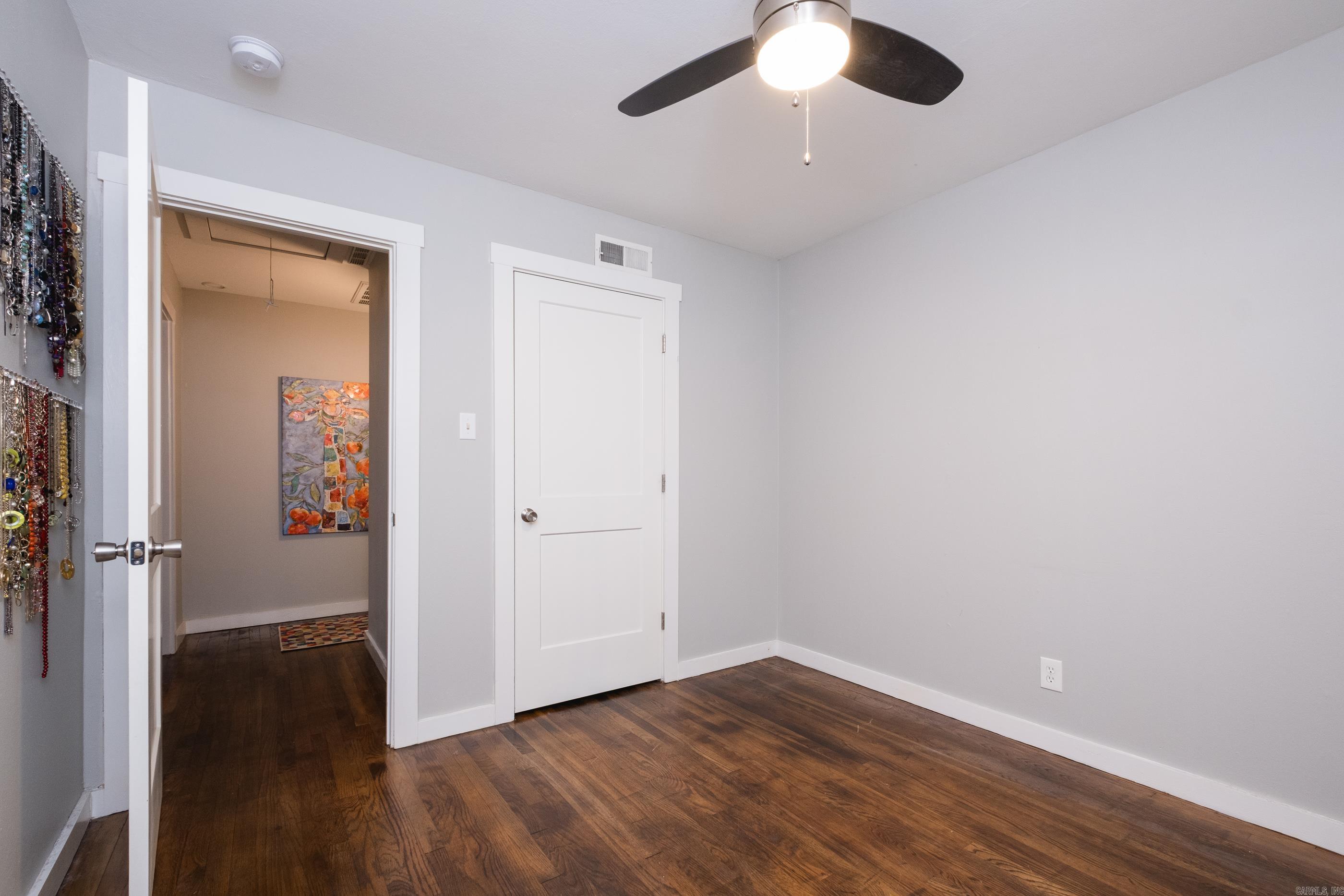 KINGWOOD PLACE - Residential