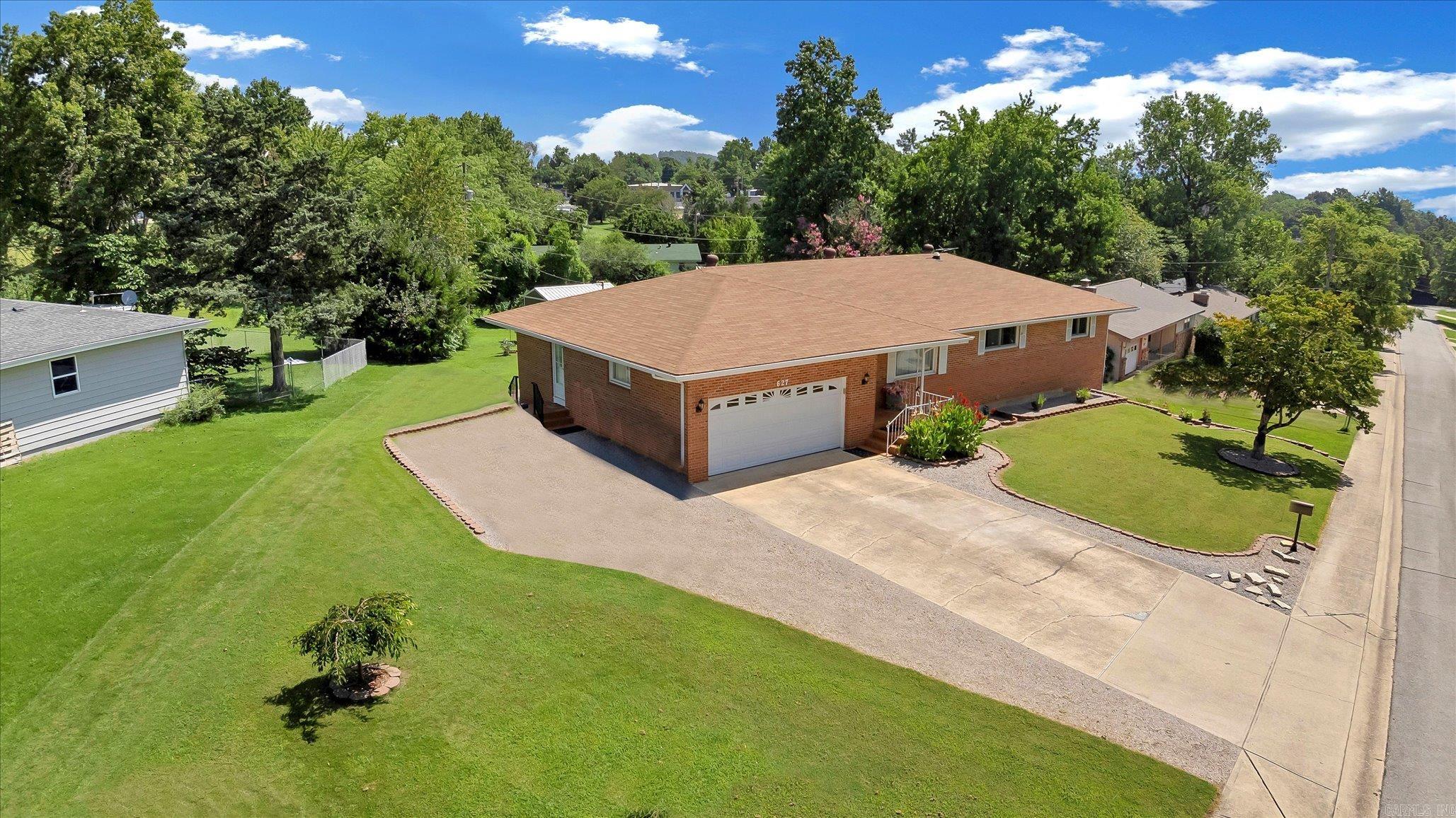 Broadmoor - Residential