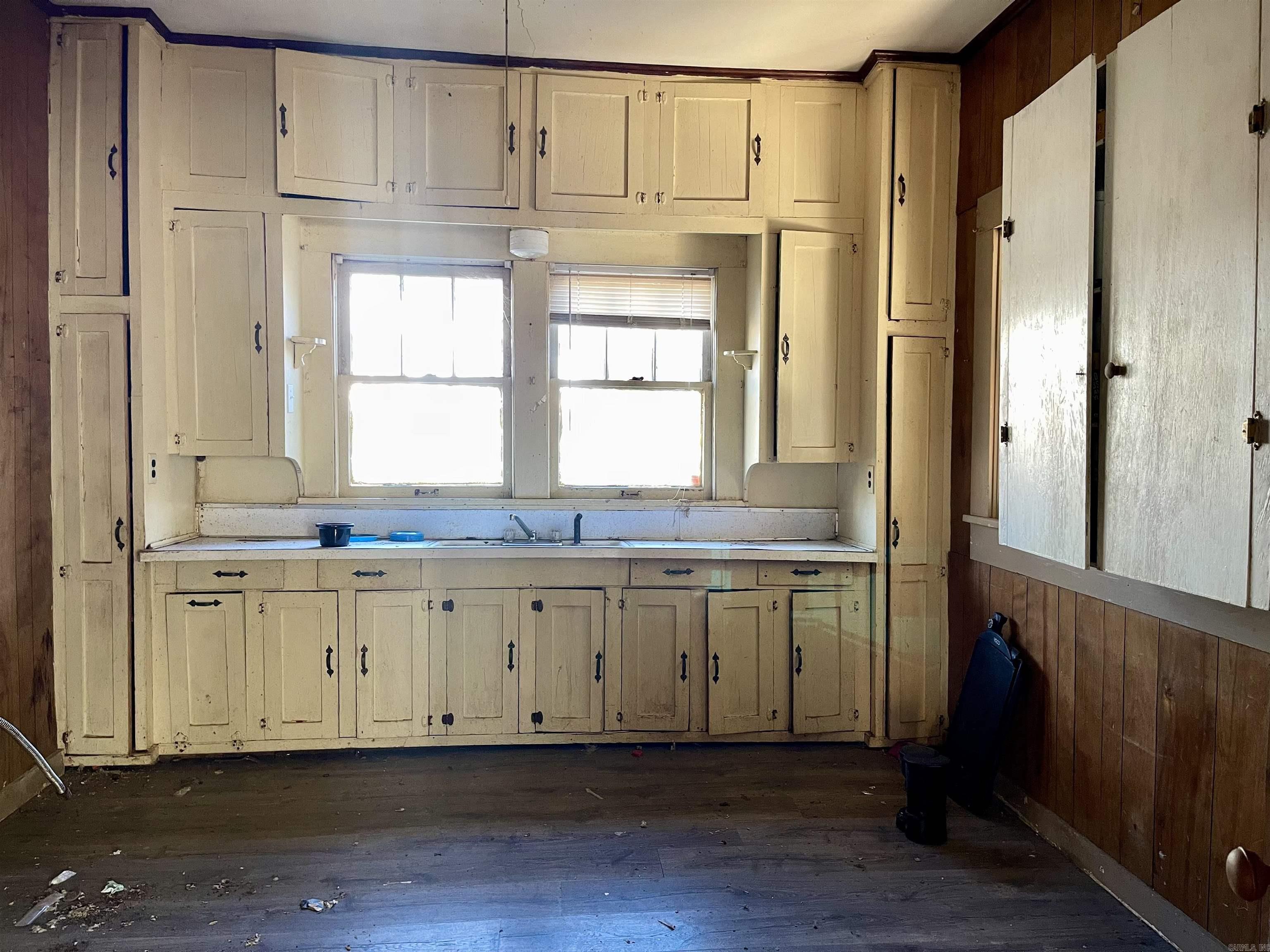 CAMDEN CITY METES & BOUNDS - Residential