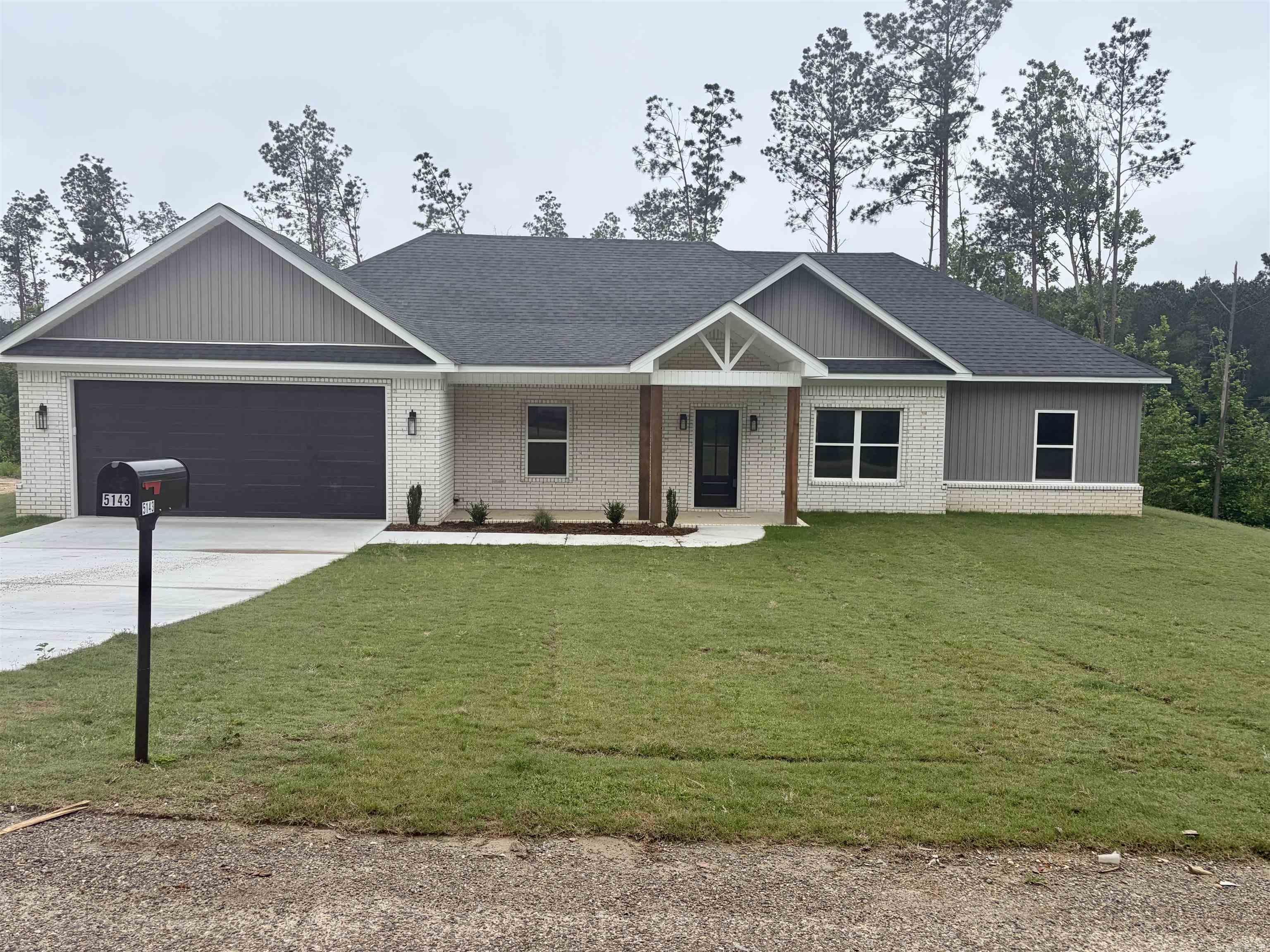DALE ROAD ACRES PHASE 1 - Residential