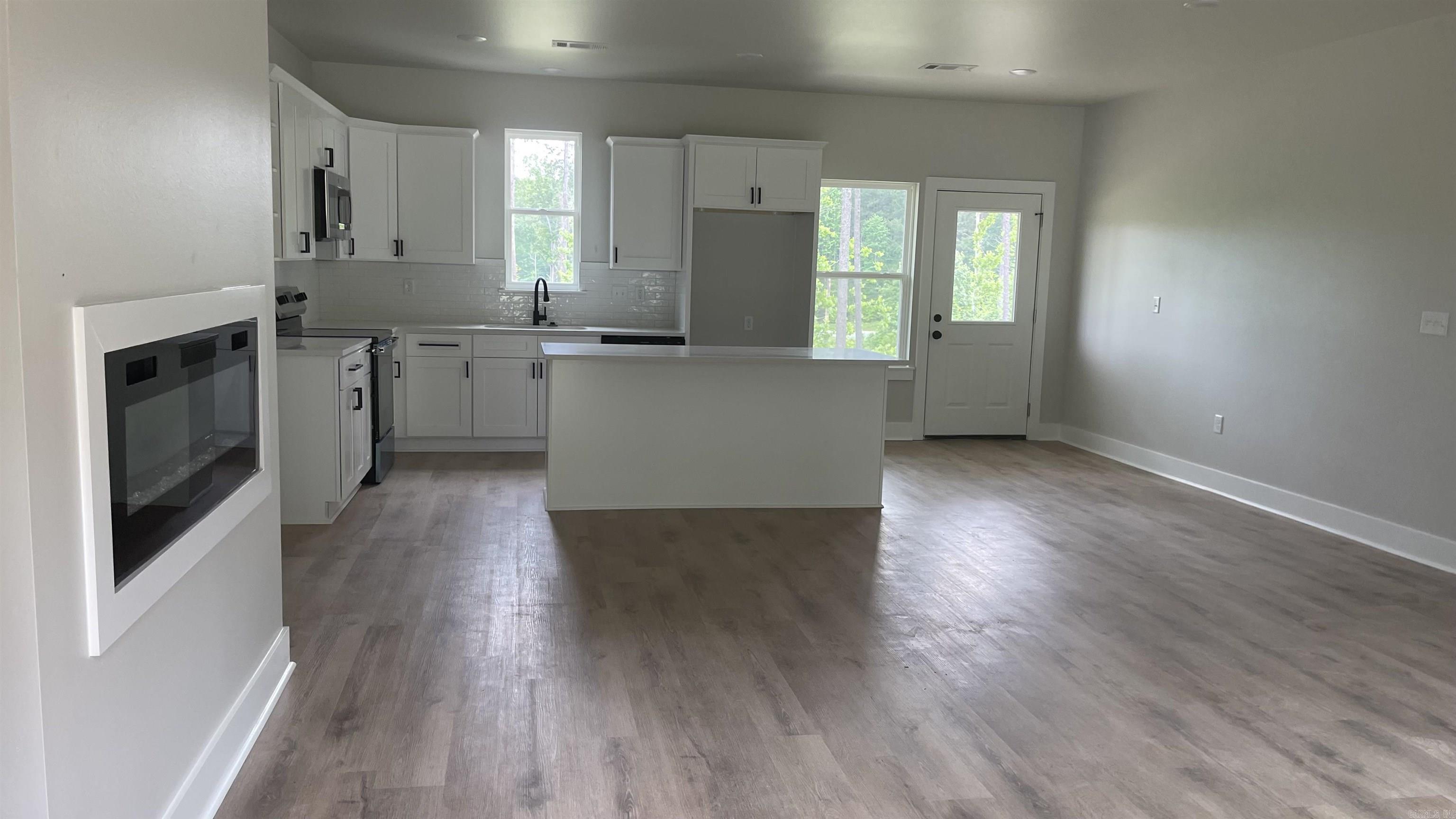DALE ROAD ACRES PHASE 1 - Residential