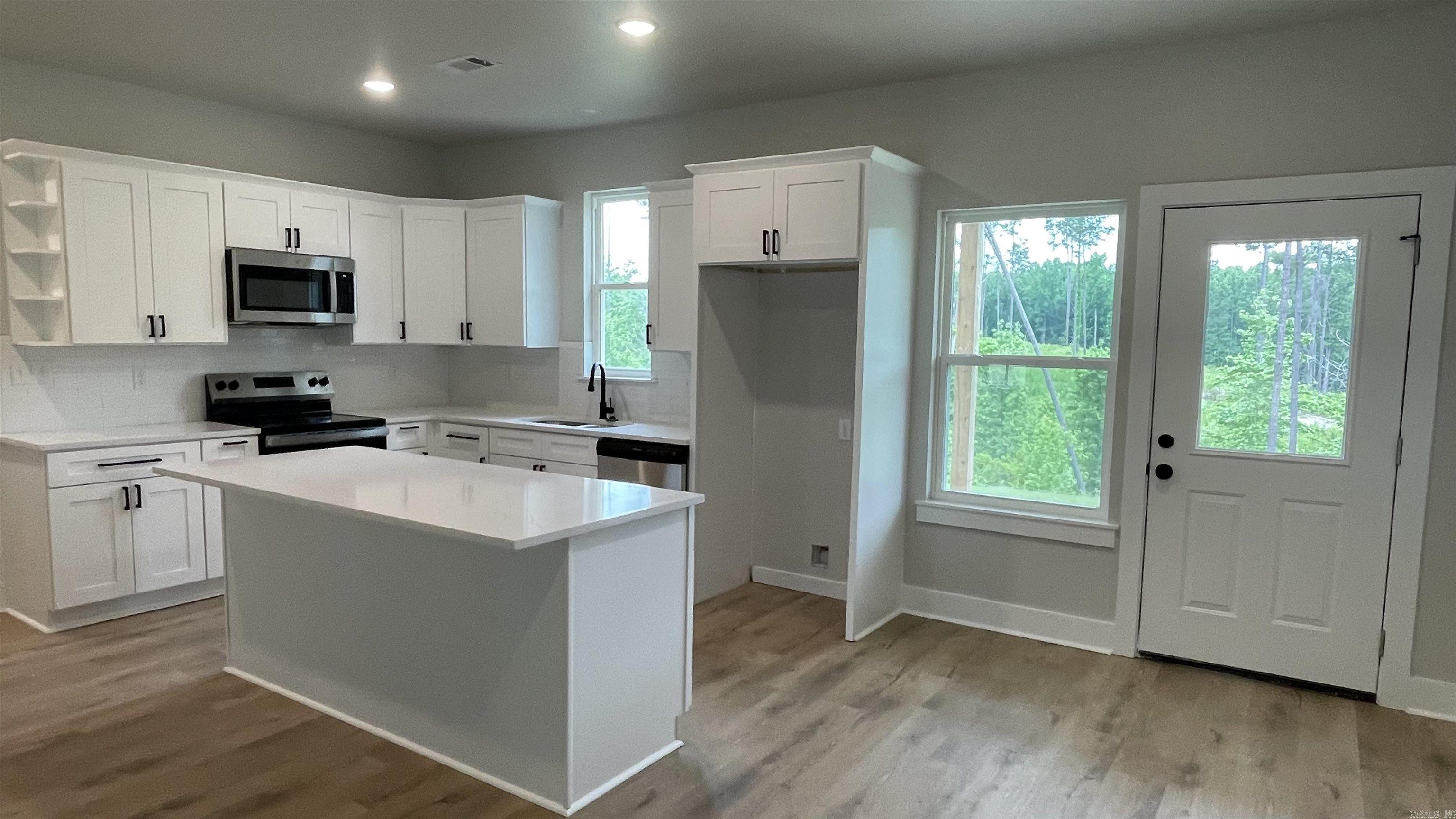 DALE ROAD ACRES PHASE 1 - Residential