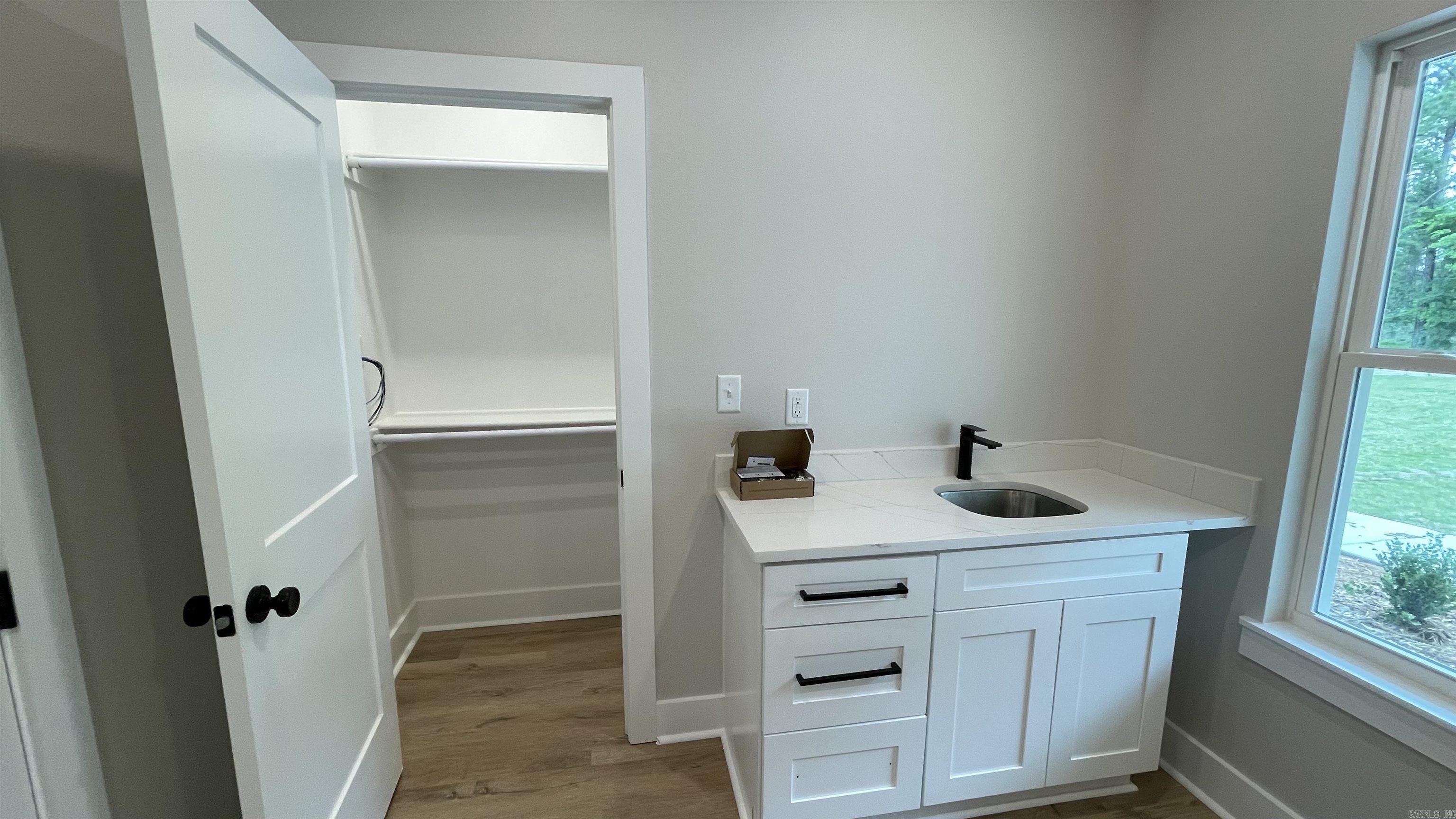 DALE ROAD ACRES PHASE 1 - Residential
