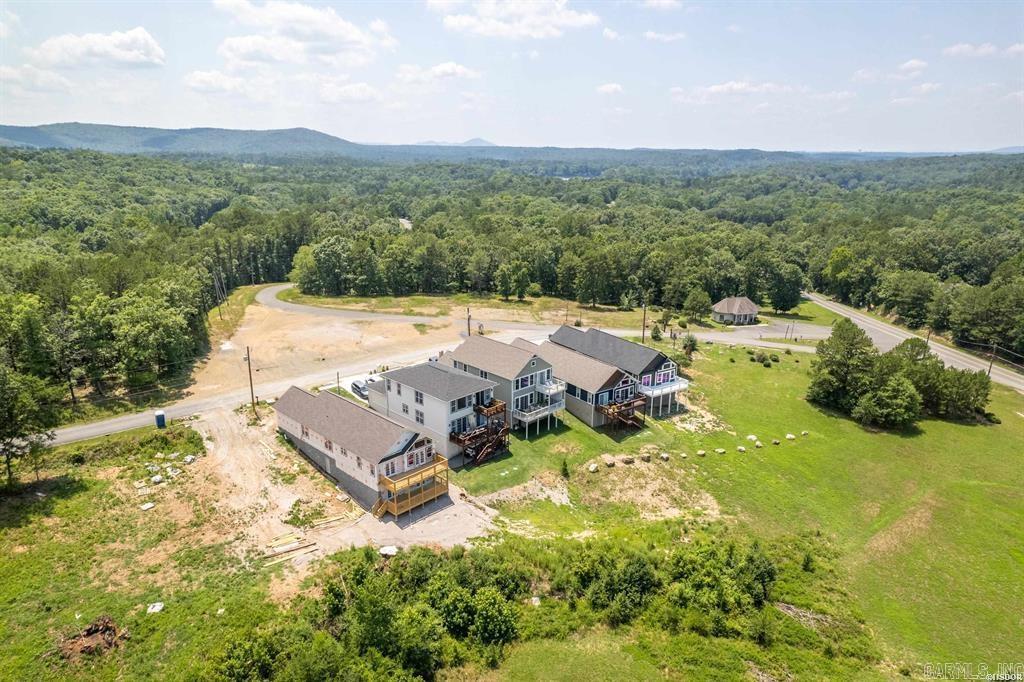 POND VIEW ESTATES - Residential