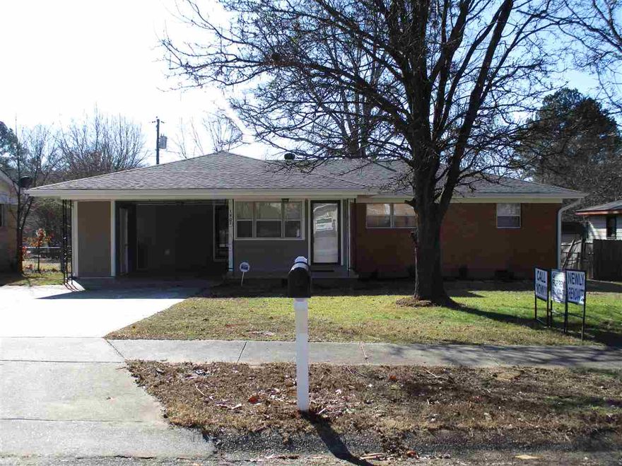 This beautiful 3bd-2ba-1ca home in Jacksonville has been completely renovated! The home has new paint on the interior-exterior and updated landscaping providing a welcoming curb-appeal. Your new home features gorgeous wood vinyl flooring throughout the main areas and plush new carpet in the bedrooms. We have updated the AC system and water heater to insure you are comfortable in the heat of the summer and provide efficiency. Your new kitchen has refinished white cabinets with new modern countertops.