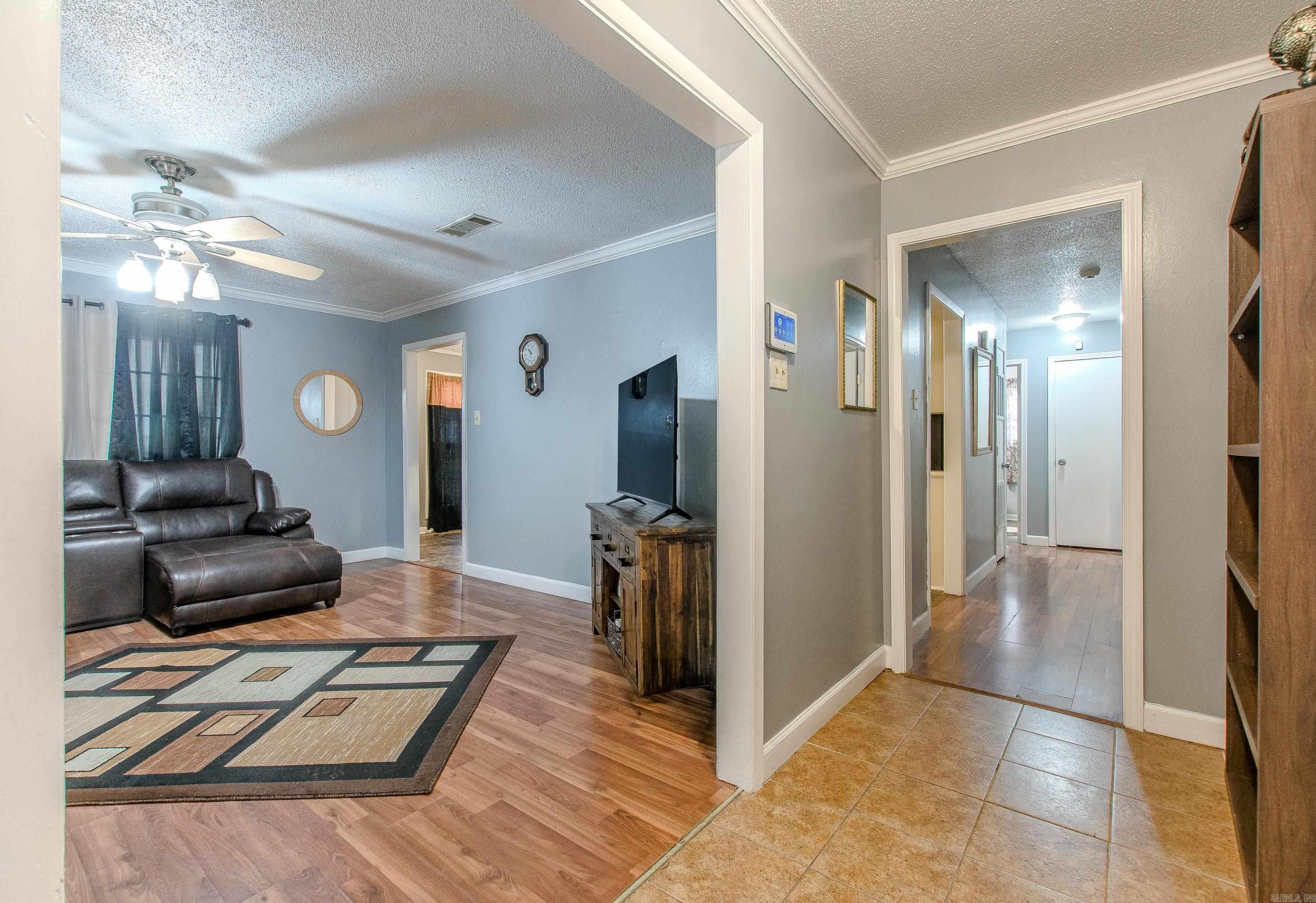 CASTLEWOOD - Residential