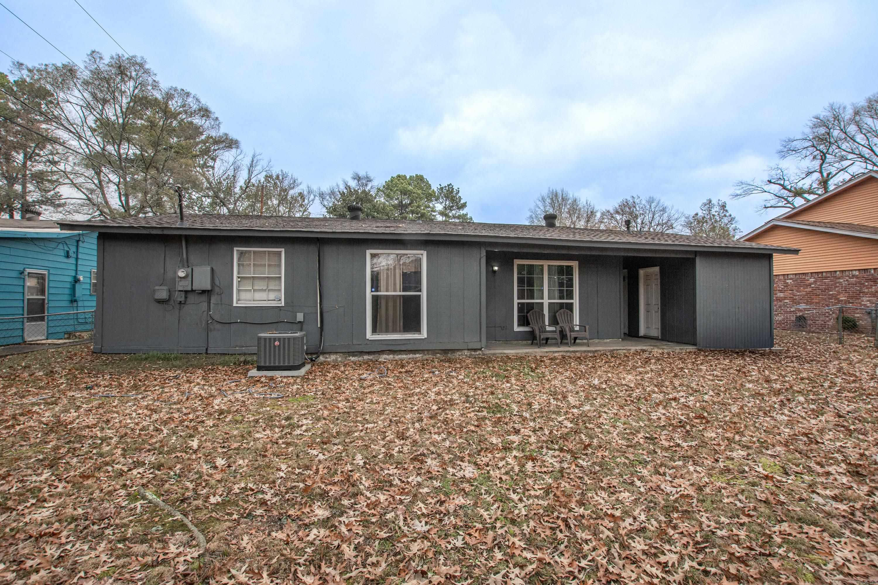 CASTLEWOOD - Residential