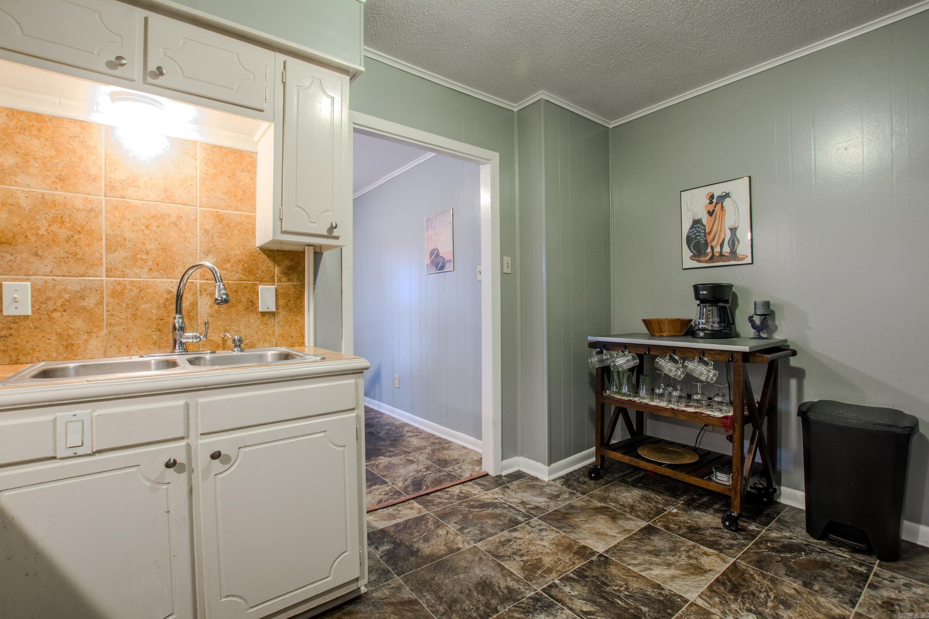 CASTLEWOOD - Residential