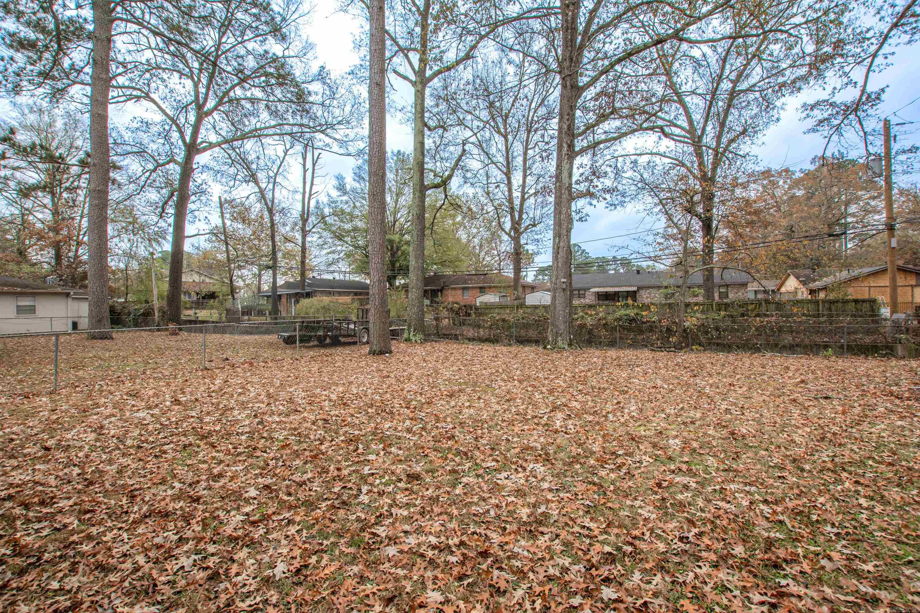 CASTLEWOOD - Residential