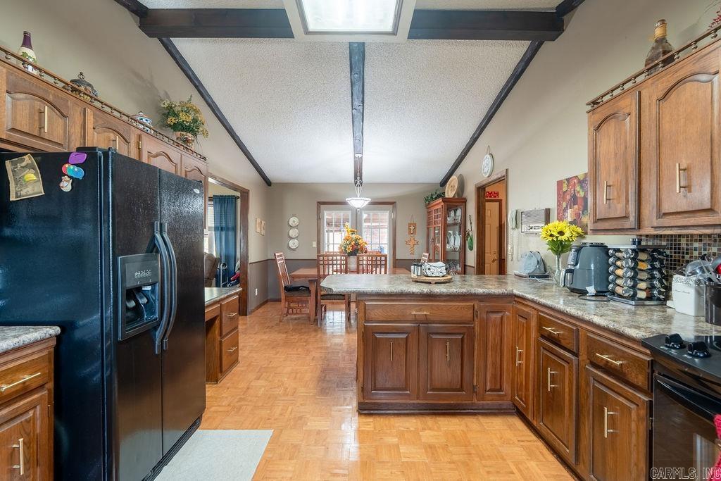 OAKWOOD ESTATES - Residential