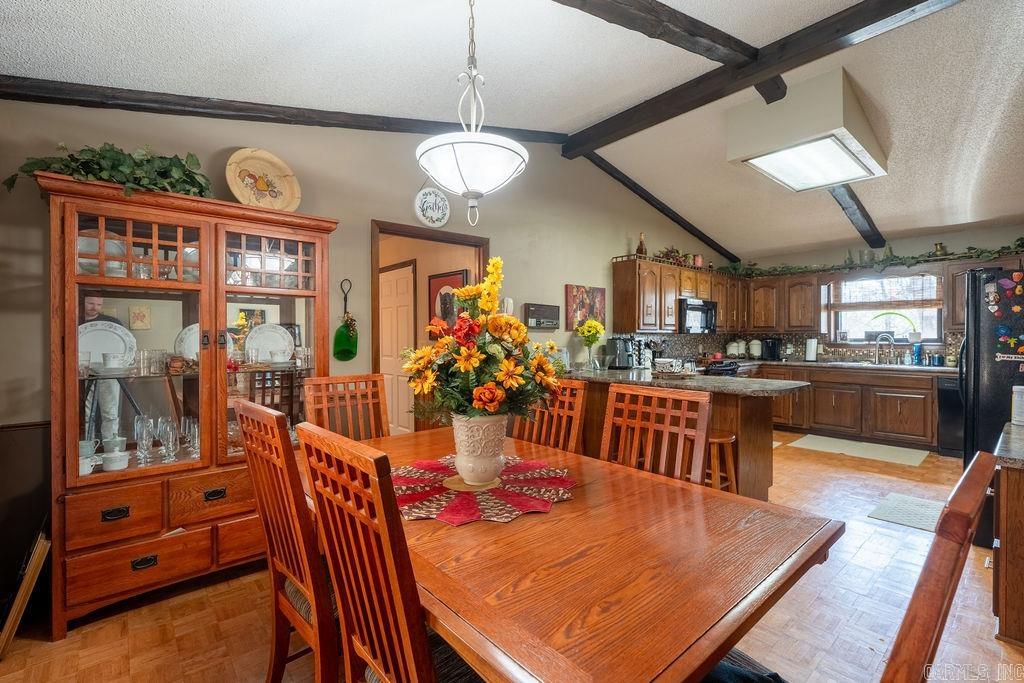 OAKWOOD ESTATES - Residential