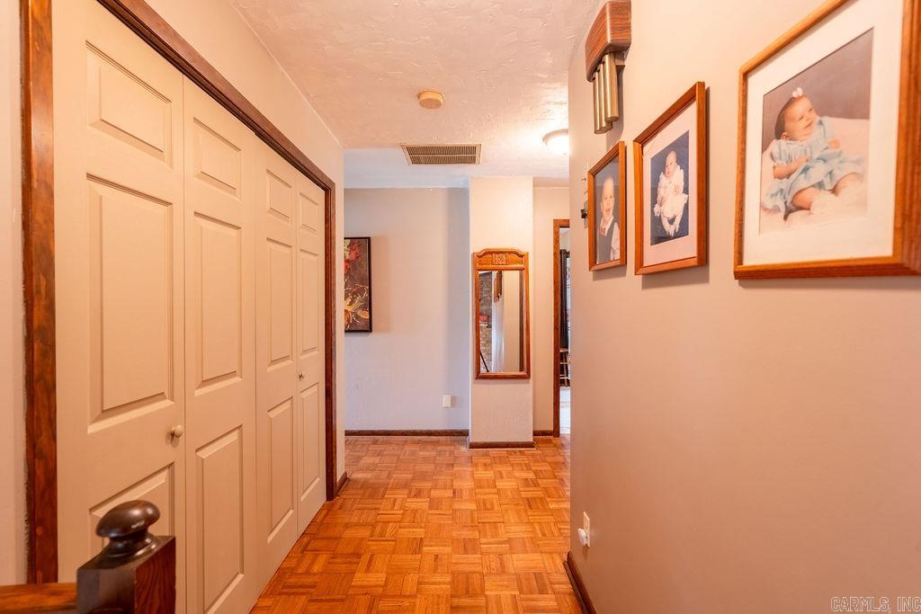 OAKWOOD ESTATES - Residential