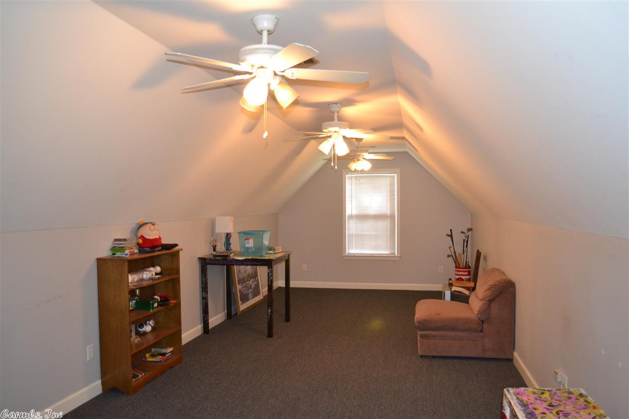 CAMMACK WOODS - Residential