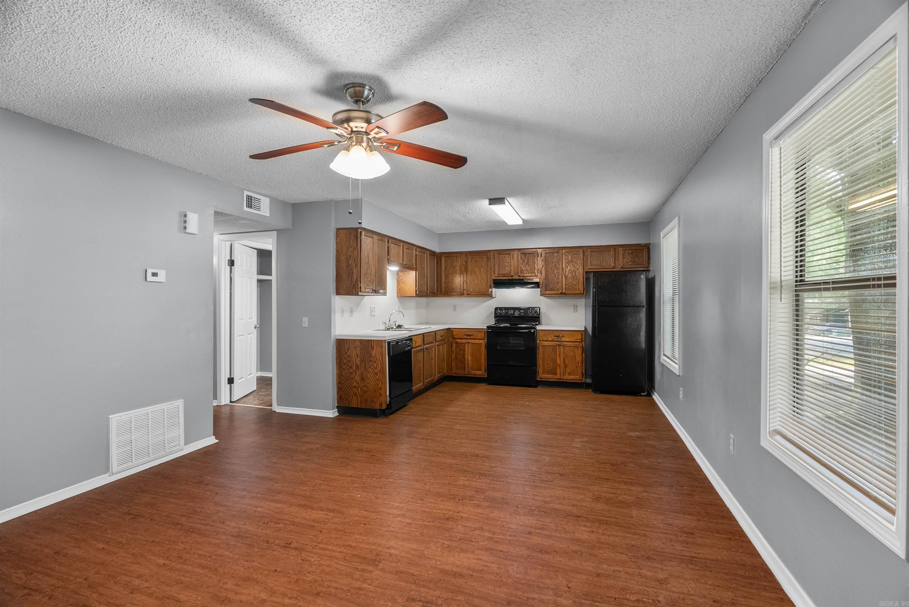 Not in Subdivision - Residential Lease