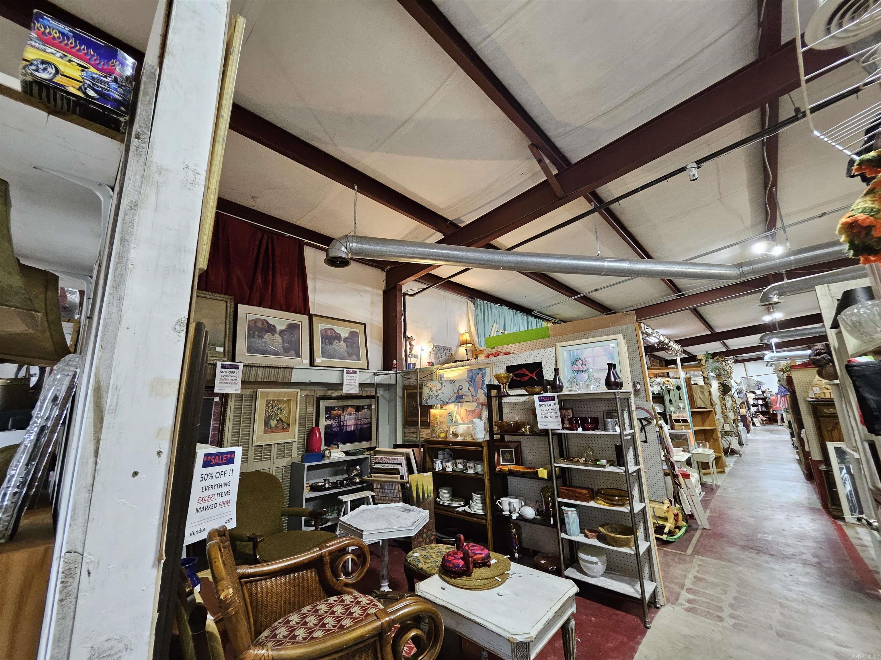 2N-11-6 - Commercial Sale