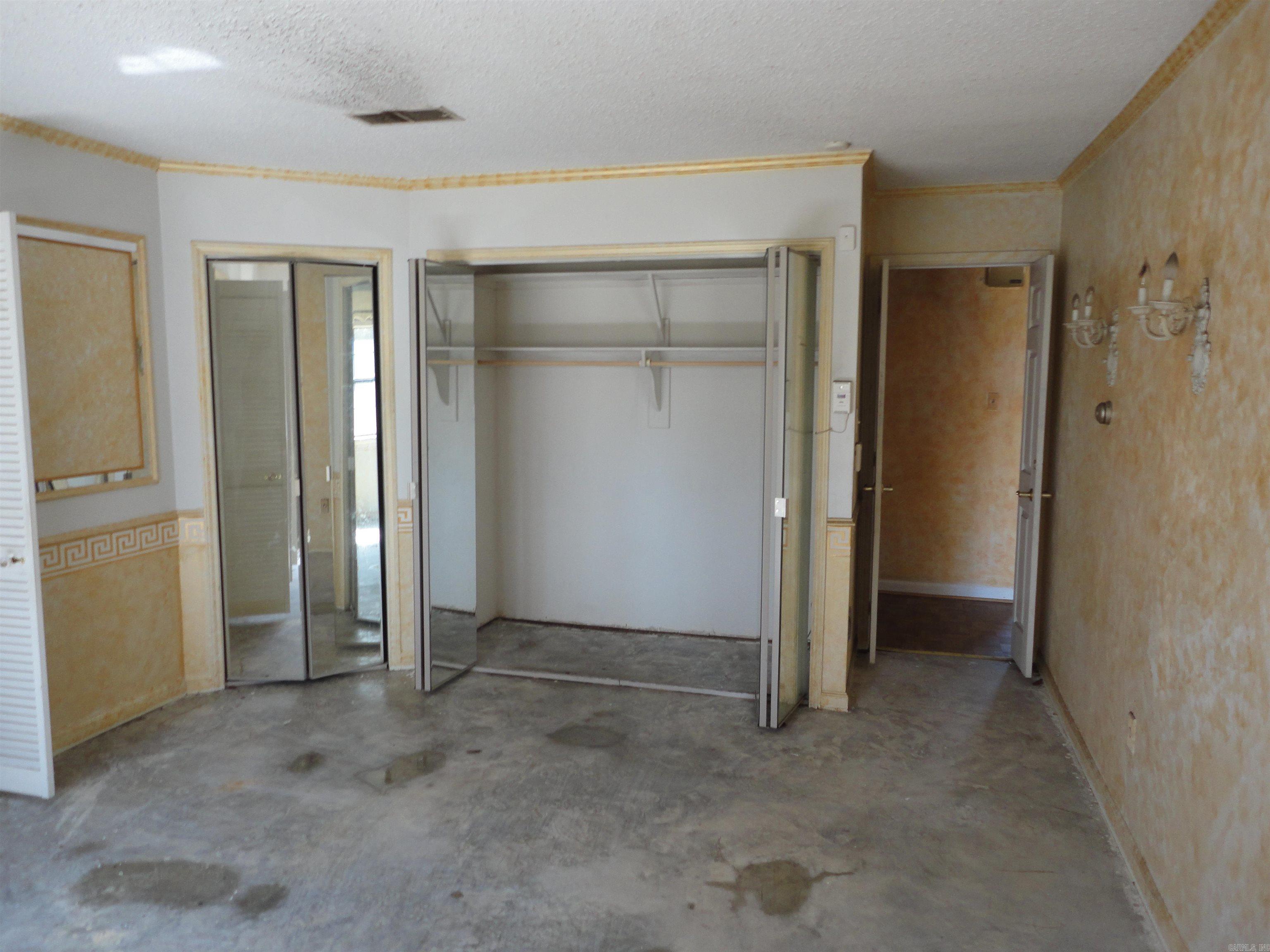 WINDSOR PLACE - Residential