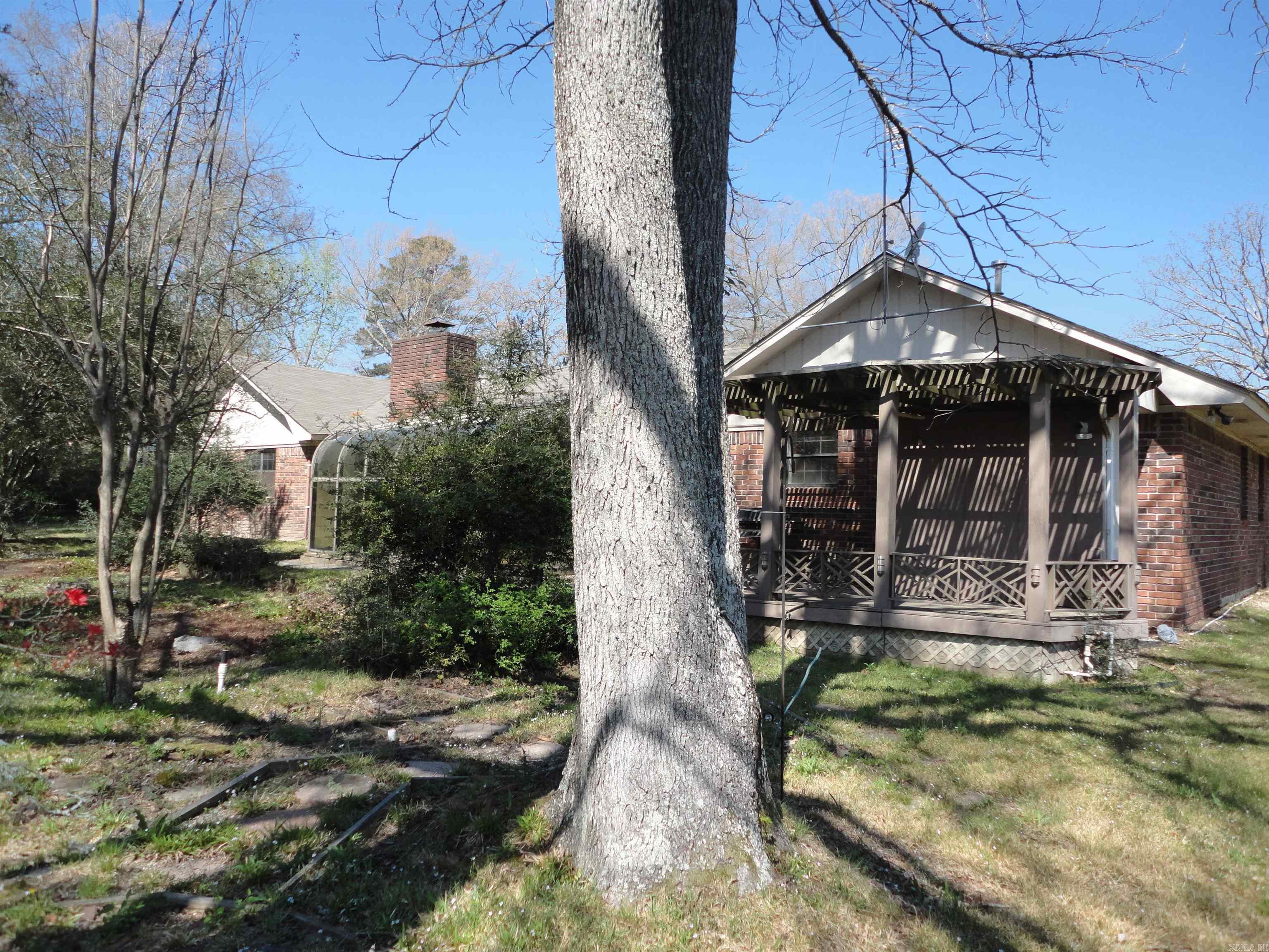 WINDSOR PLACE - Residential