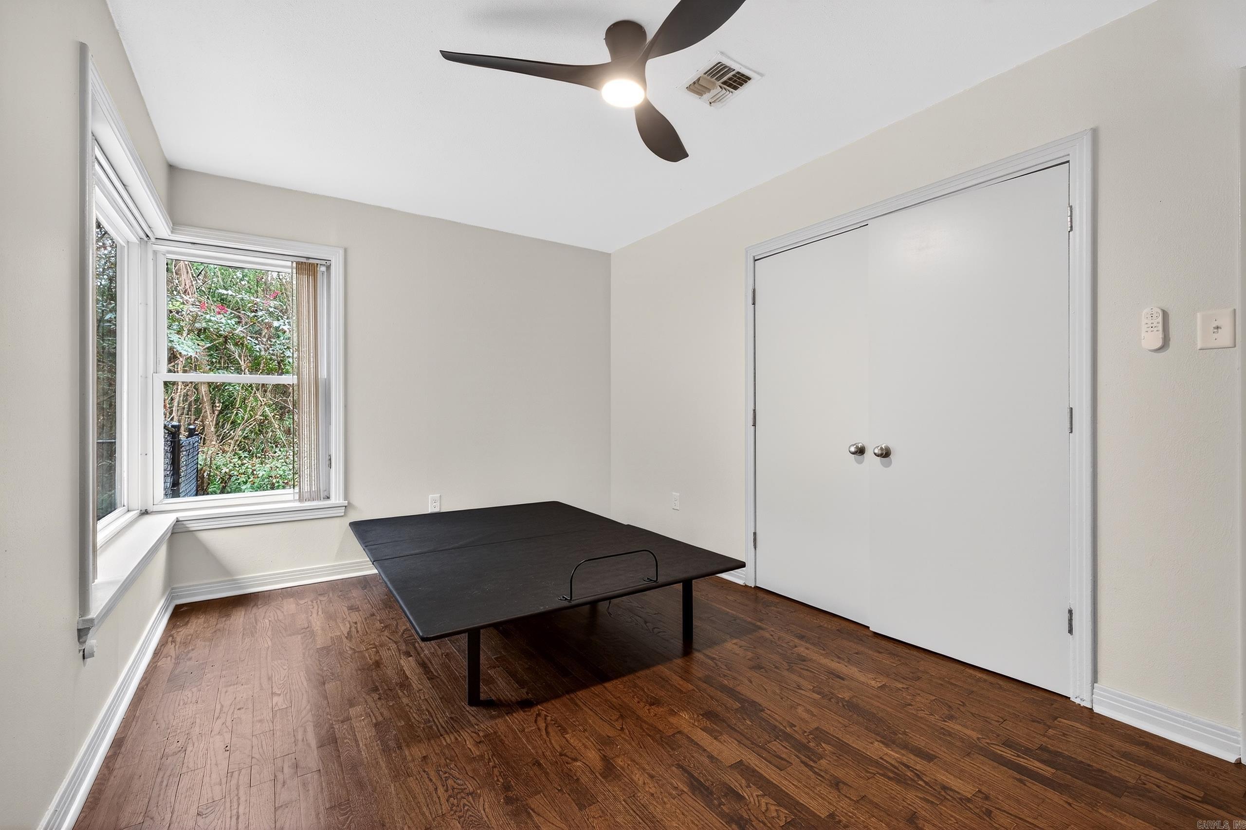 EDDY & LONGINOTTI - Residential