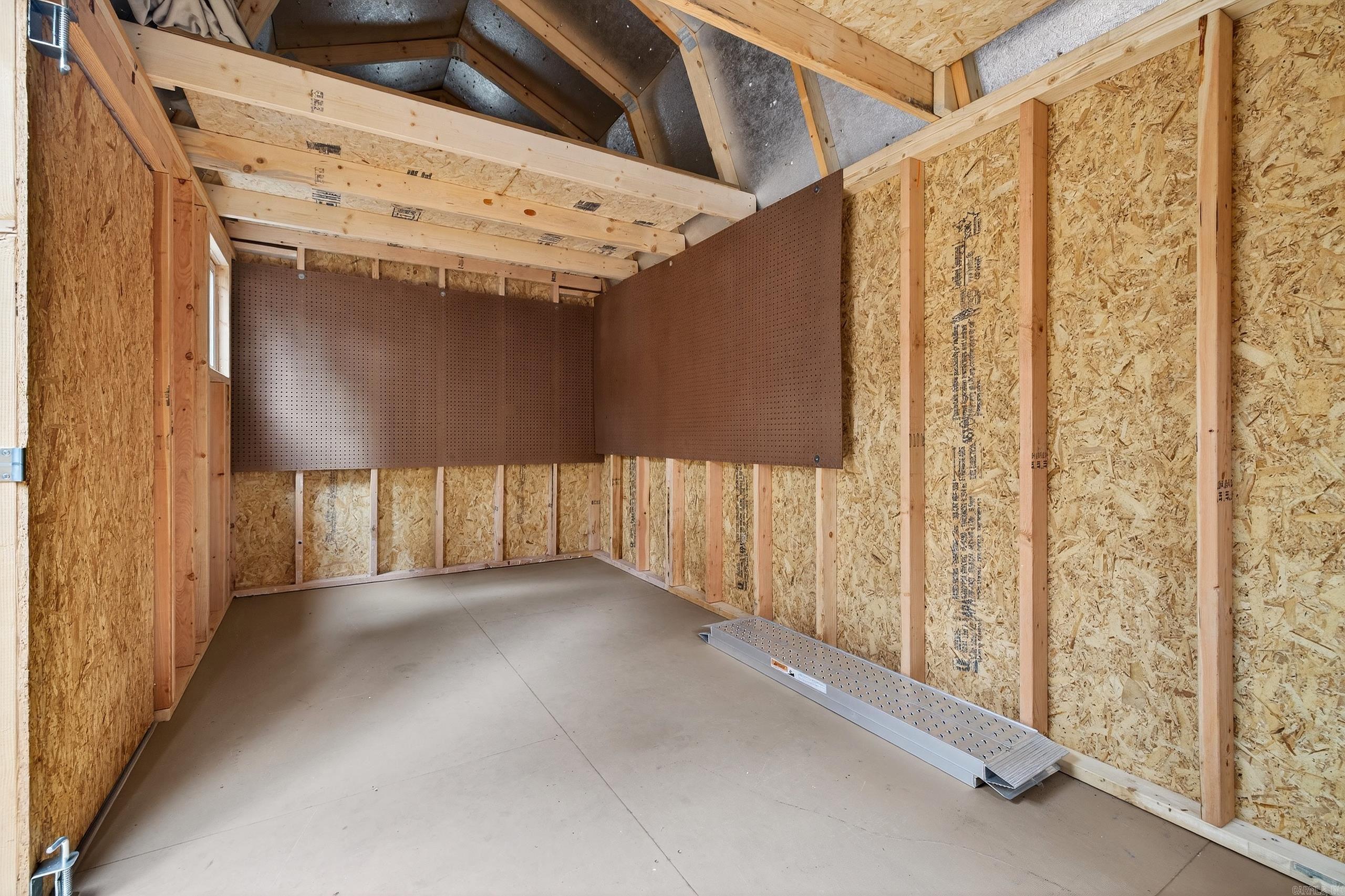 EDDY & LONGINOTTI - Residential