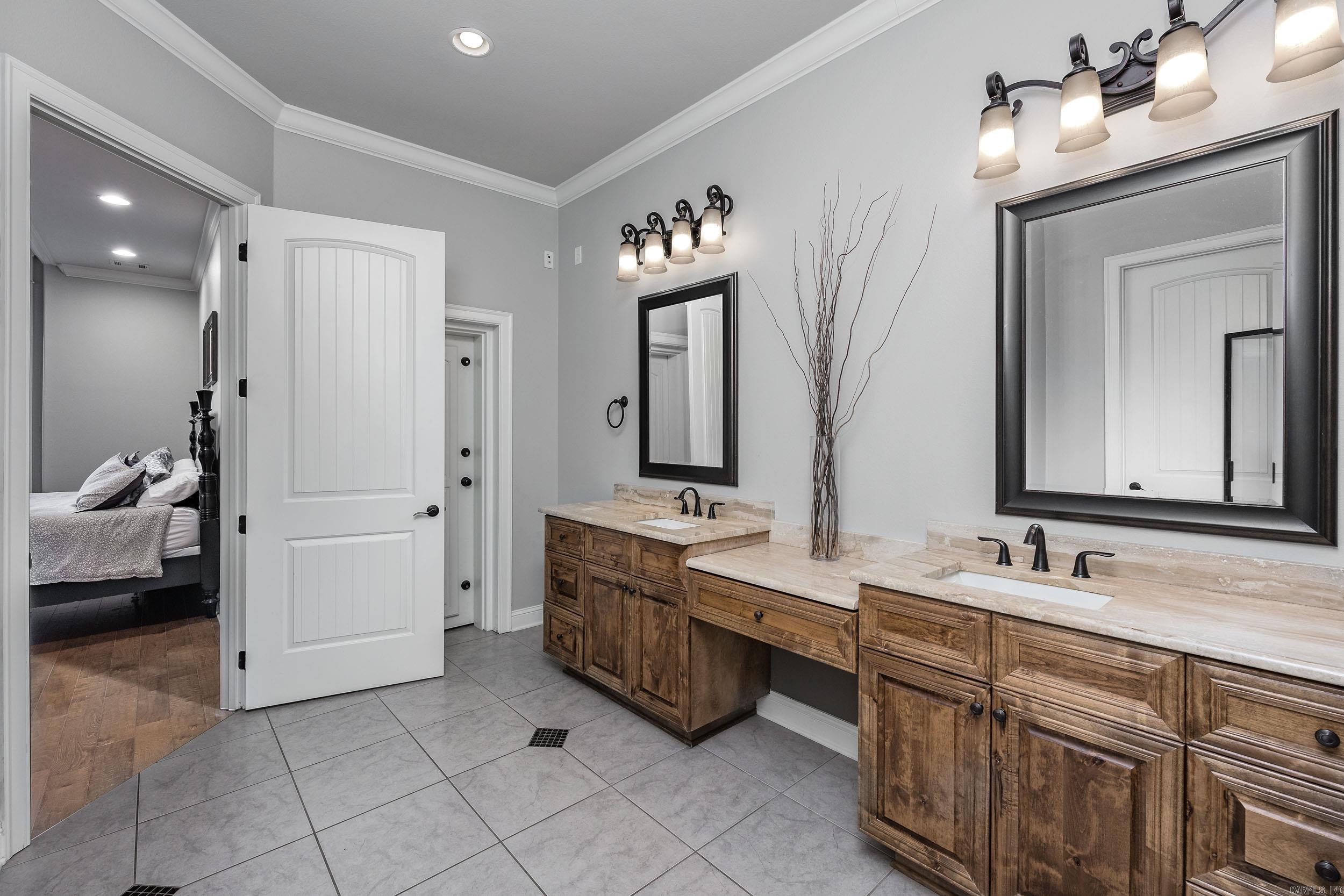 WESTSHORE ADDN HURRICANE LAKE ES - Residential