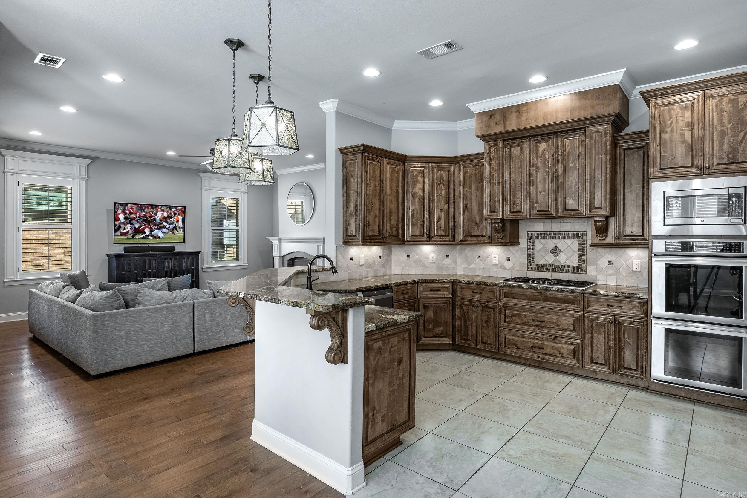 WESTSHORE ADDN HURRICANE LAKE ES - Residential