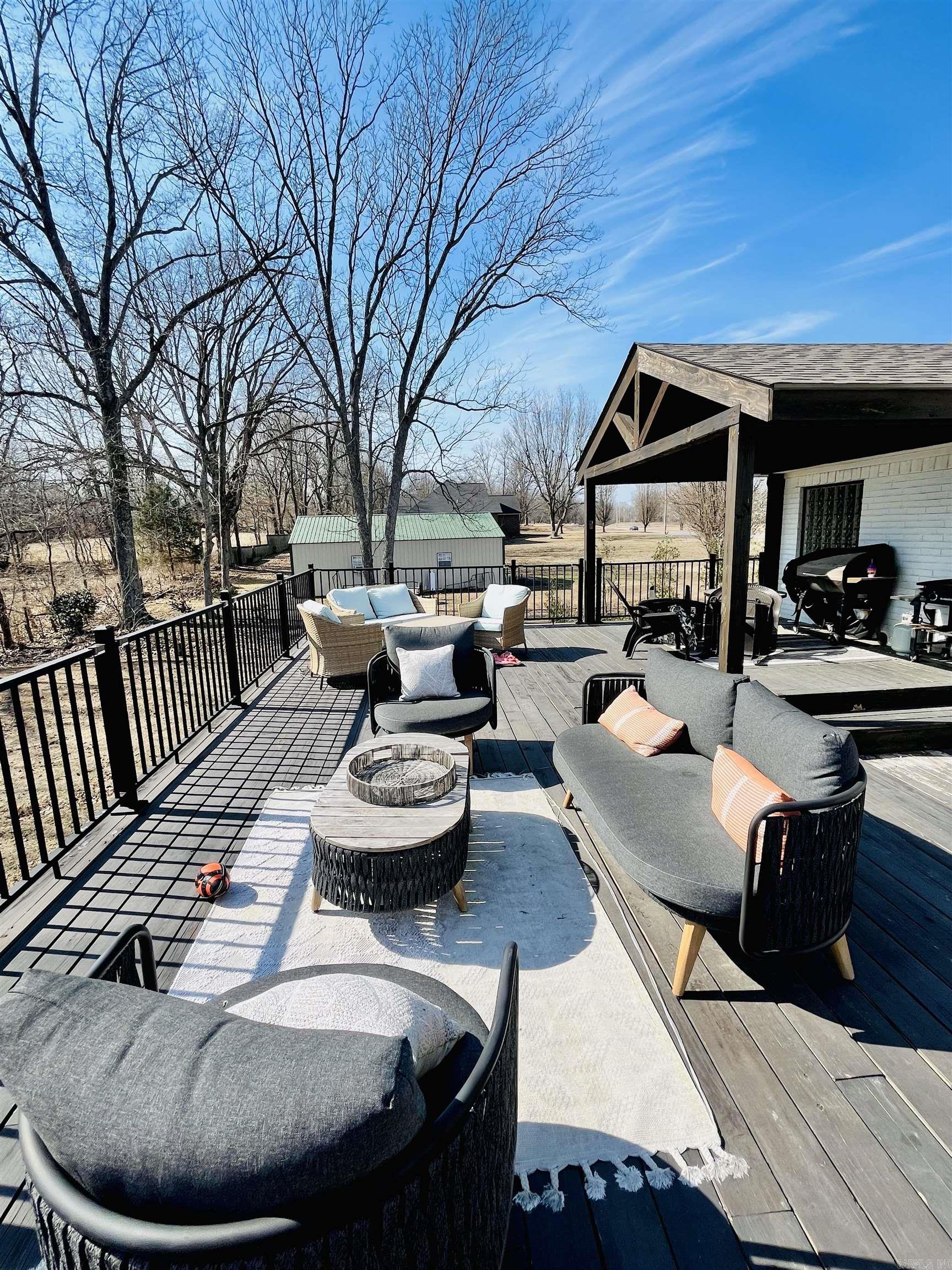 Metes & Bounds - Residential