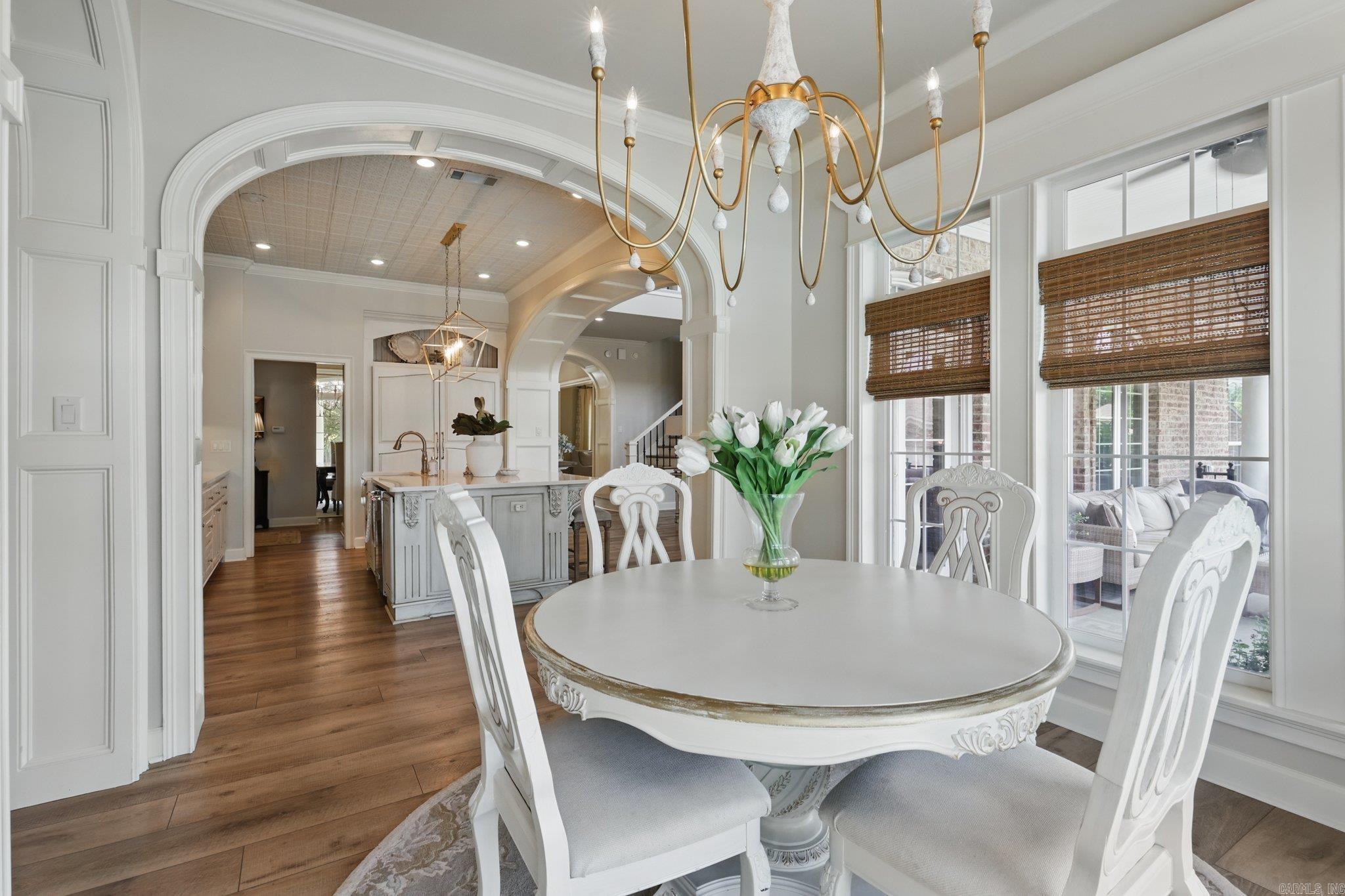 LONGHILLS VILLAGE - Residential