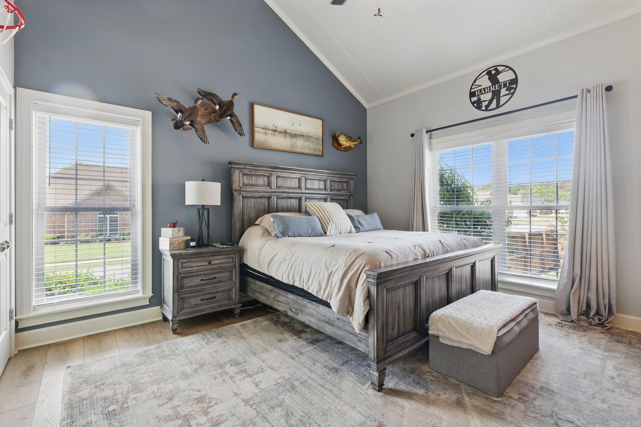 LONGHILLS VILLAGE - Residential