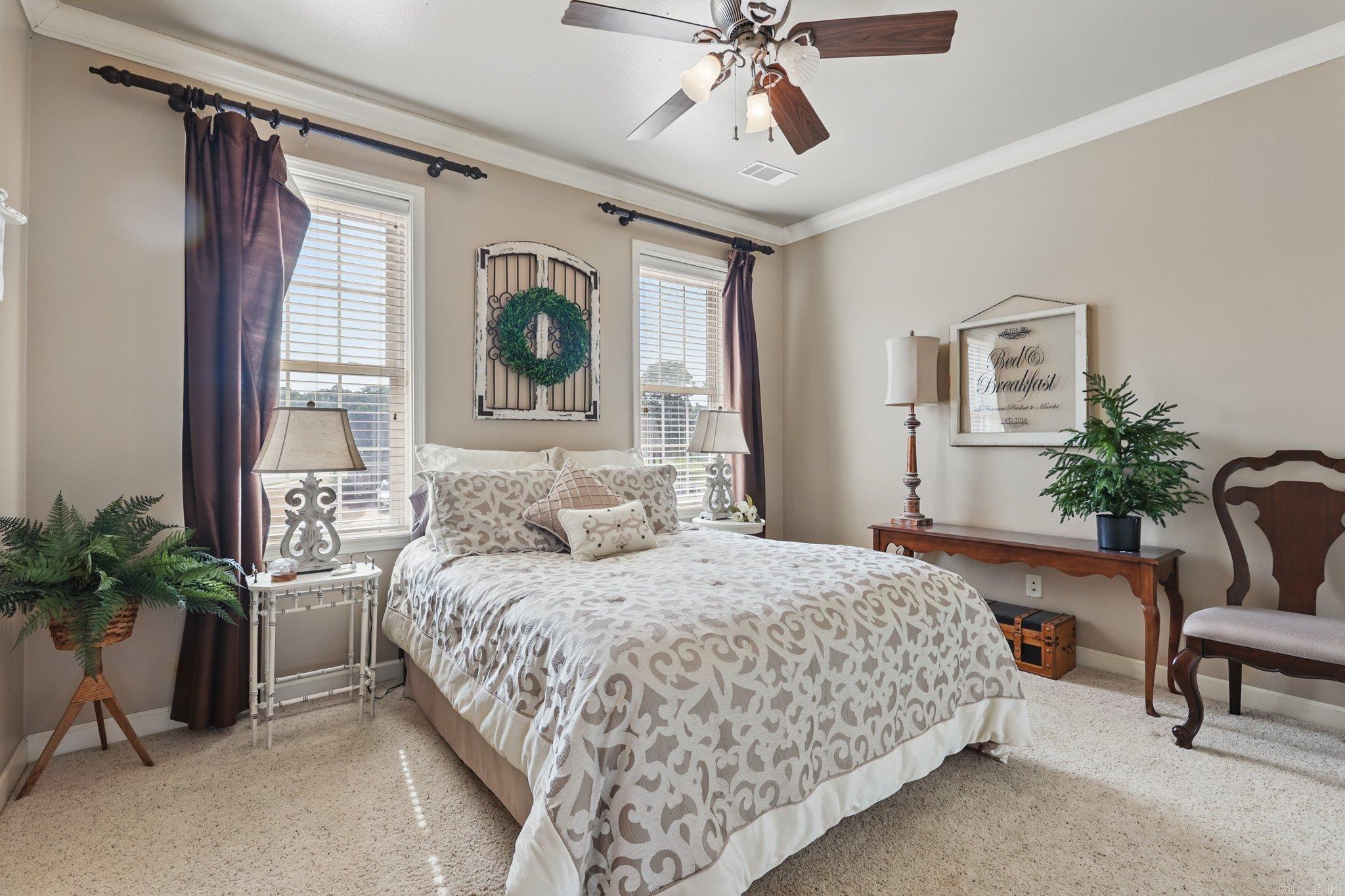LONGHILLS VILLAGE - Residential