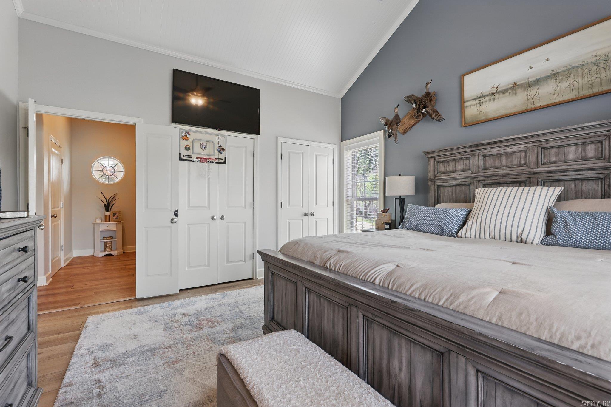 LONGHILLS VILLAGE - Residential