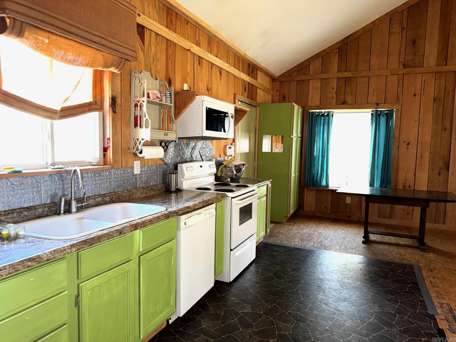 TREASURE ISLE 1 - Residential