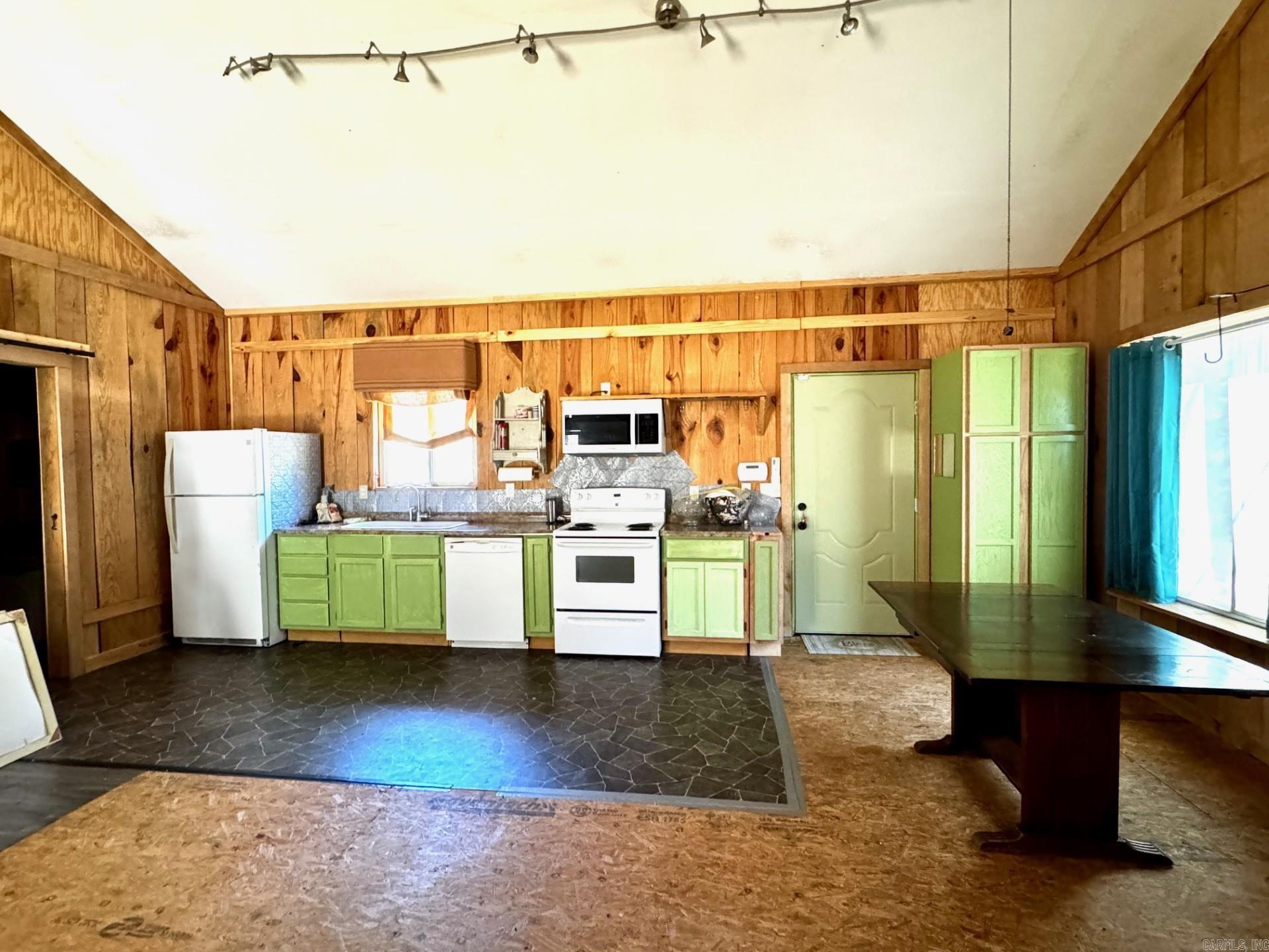 TREASURE ISLE 1 - Residential