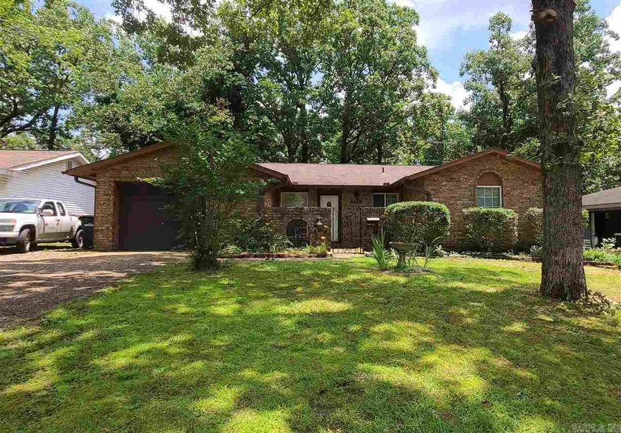 3 bedrooms with 1 1/2 baths, all brick, with one car garage, new vinyl plank flooring in the main living areas and carpet in the bedrooms.  The kitchen is open to the den.  There is a large brick fireplace with gas logs.  The level backyard has a privacy fence, storage shed and concrete patio.  Refrigerator, washer & dryer included in the lease. Owner is a licensed Realtor. Credit & background checks required.