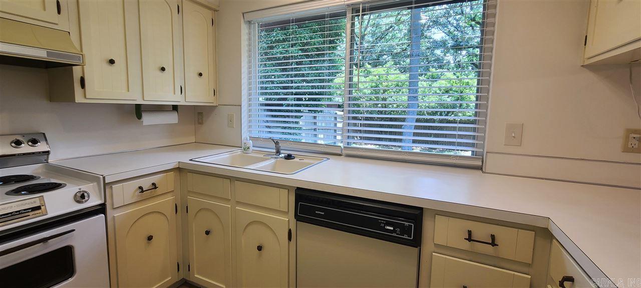 North Hills Manor #1 - Residential Lease