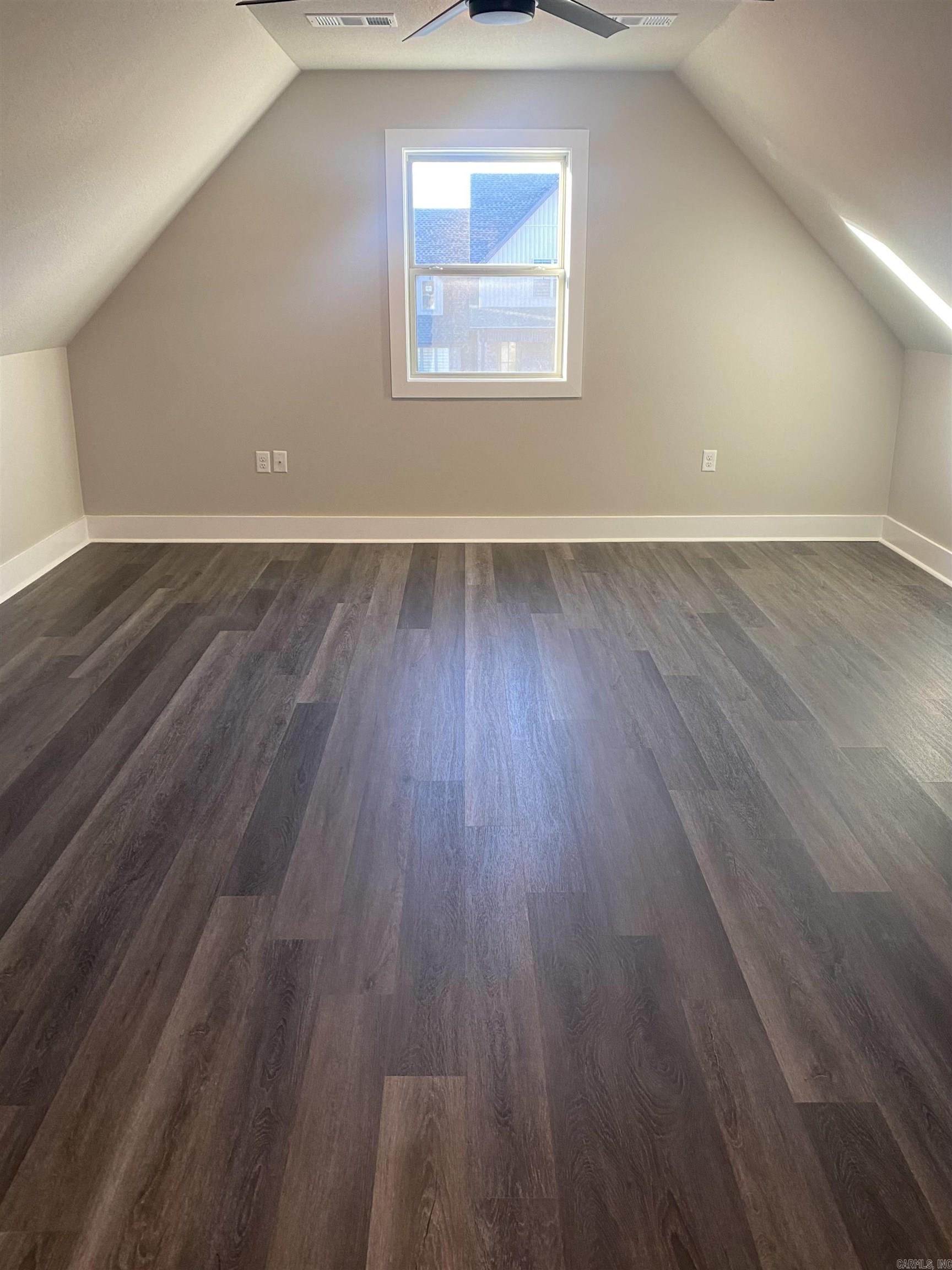 Lake Pointe Estates - Residential