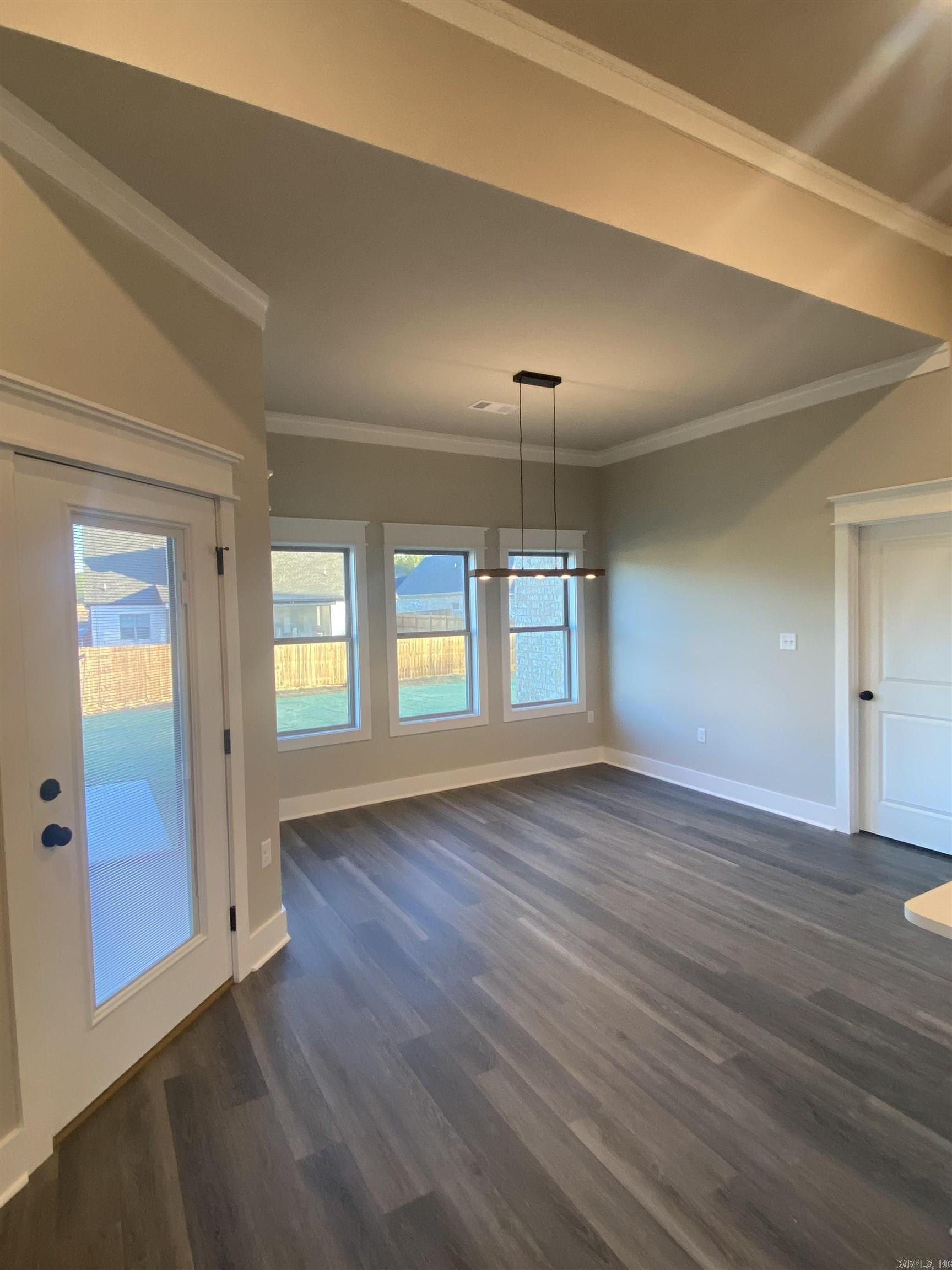 Lake Pointe Estates - Residential