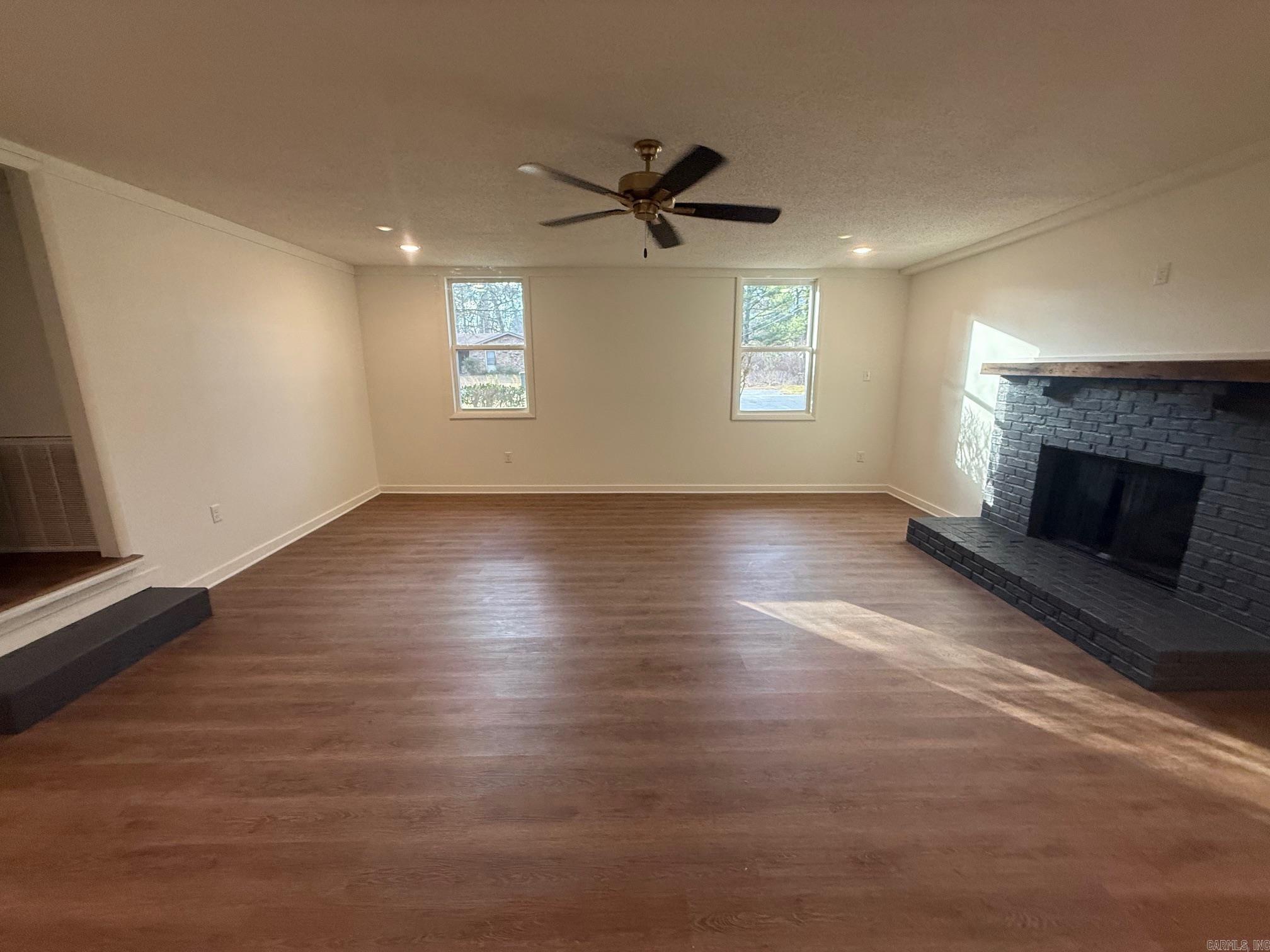 GREEN MEADOWS - Residential