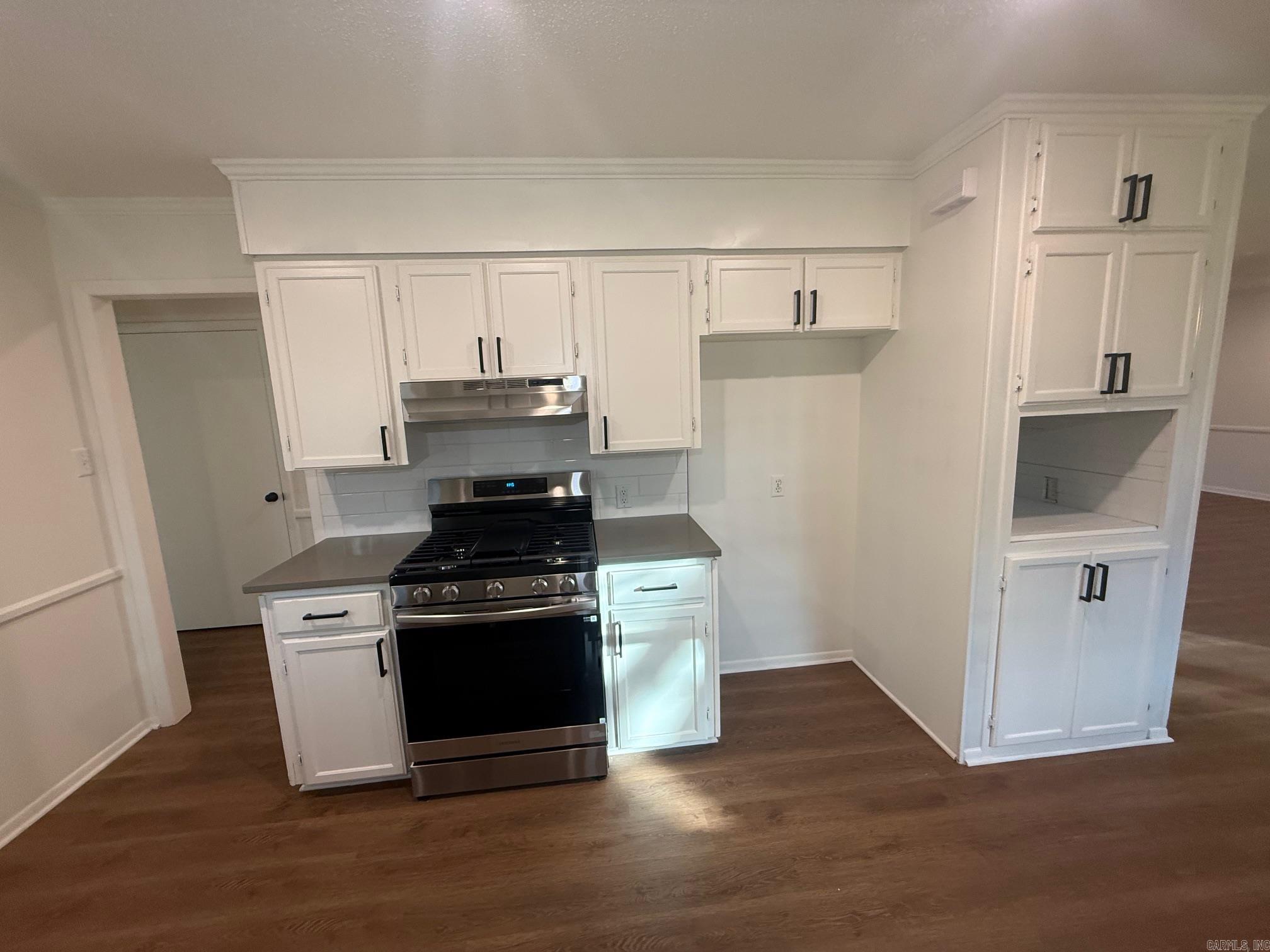 GREEN MEADOWS - Residential