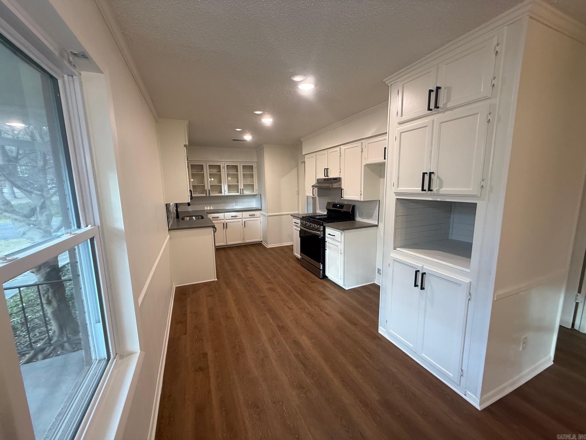 GREEN MEADOWS - Residential